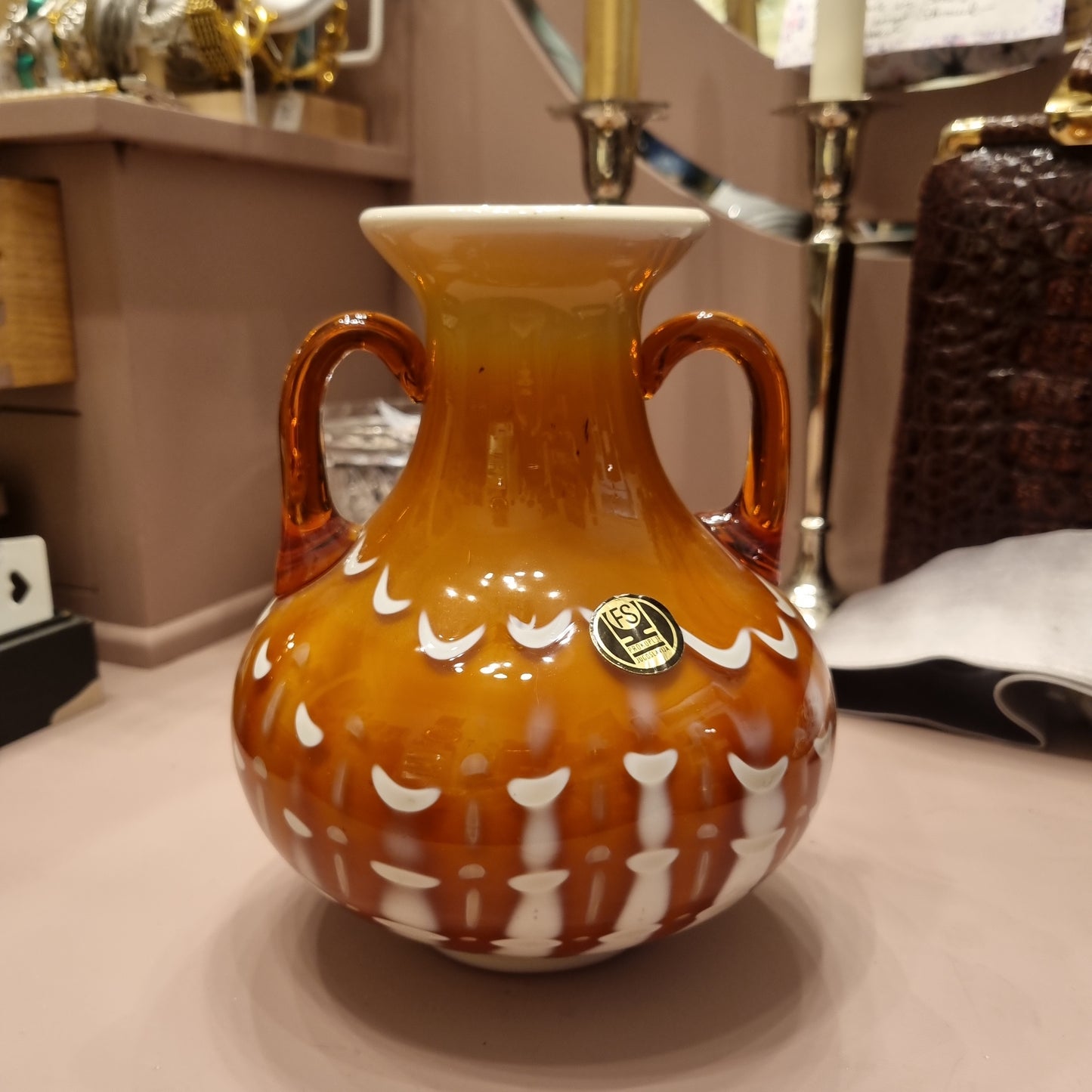 FS Prokuplje Jugoslavija Vintage Glas Vase Okka weiß mit Henkel