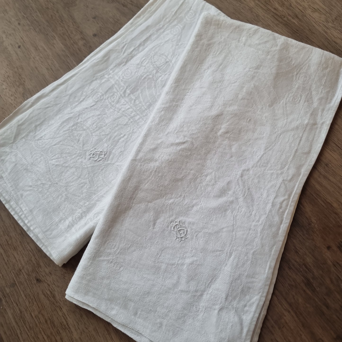 2x Antike Jugendstil Stoffservietten Servietten mit Initialen S.G