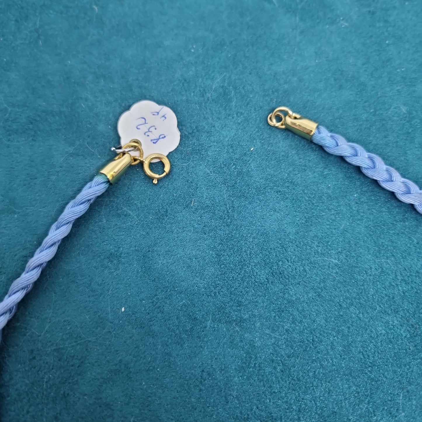 Wunderschöne Vintage Halskette Geflochten mit Anhänger Handmade blau gold Muscheln