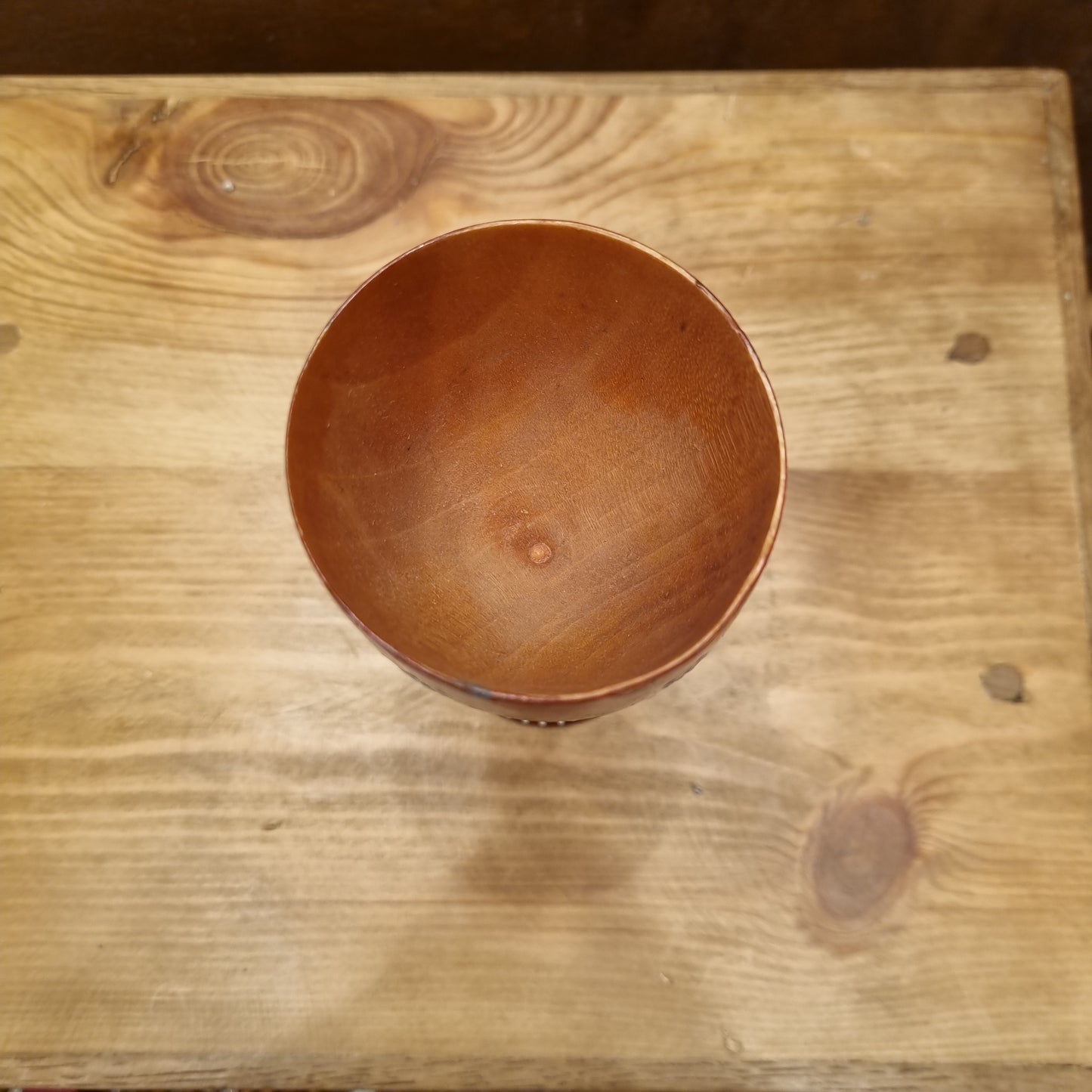 Vintage handbemalter Holz Kelch