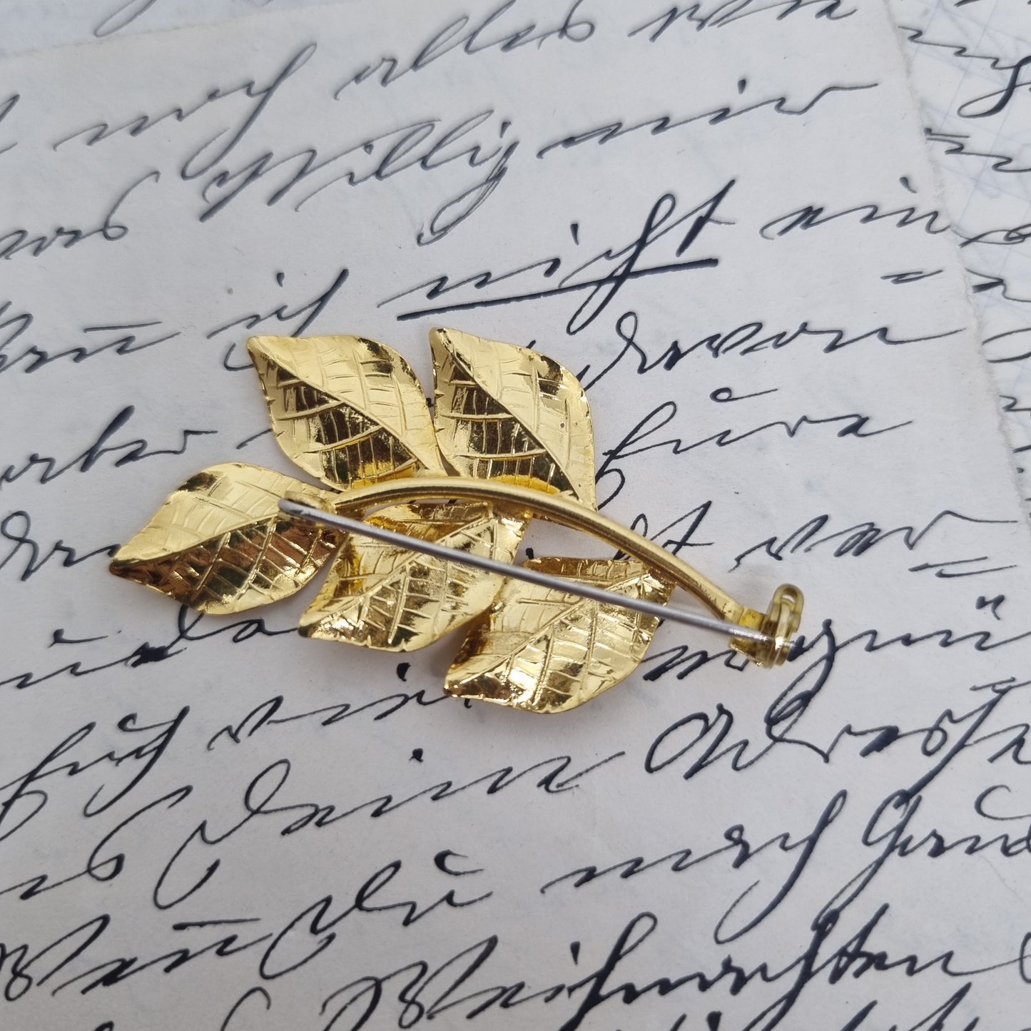 Einzigartige Vintage Brosche Antik 50er Jahre Blätter Blatt Motiv Gold Herbst Winter