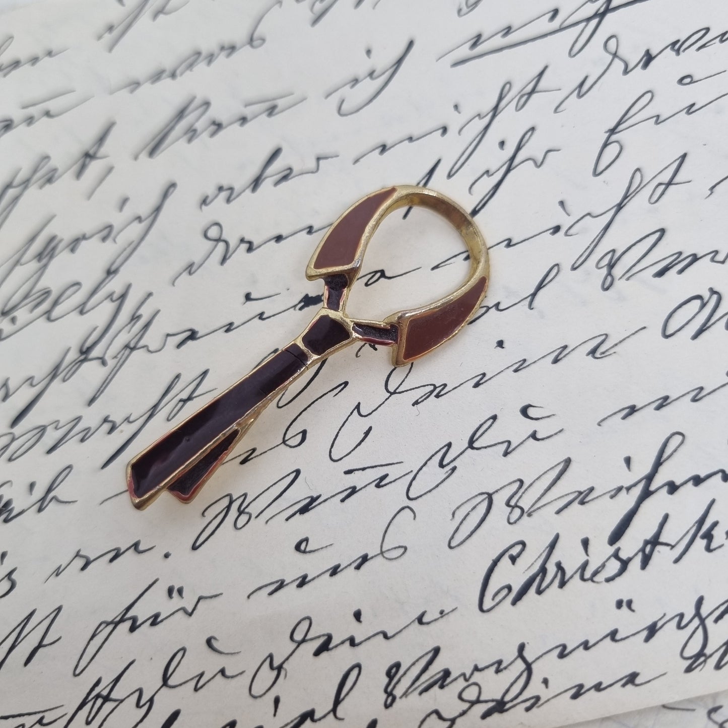 Einzigartige Vintage Brosche Anstecker Antik 50er Jahre Krawatten Motiv