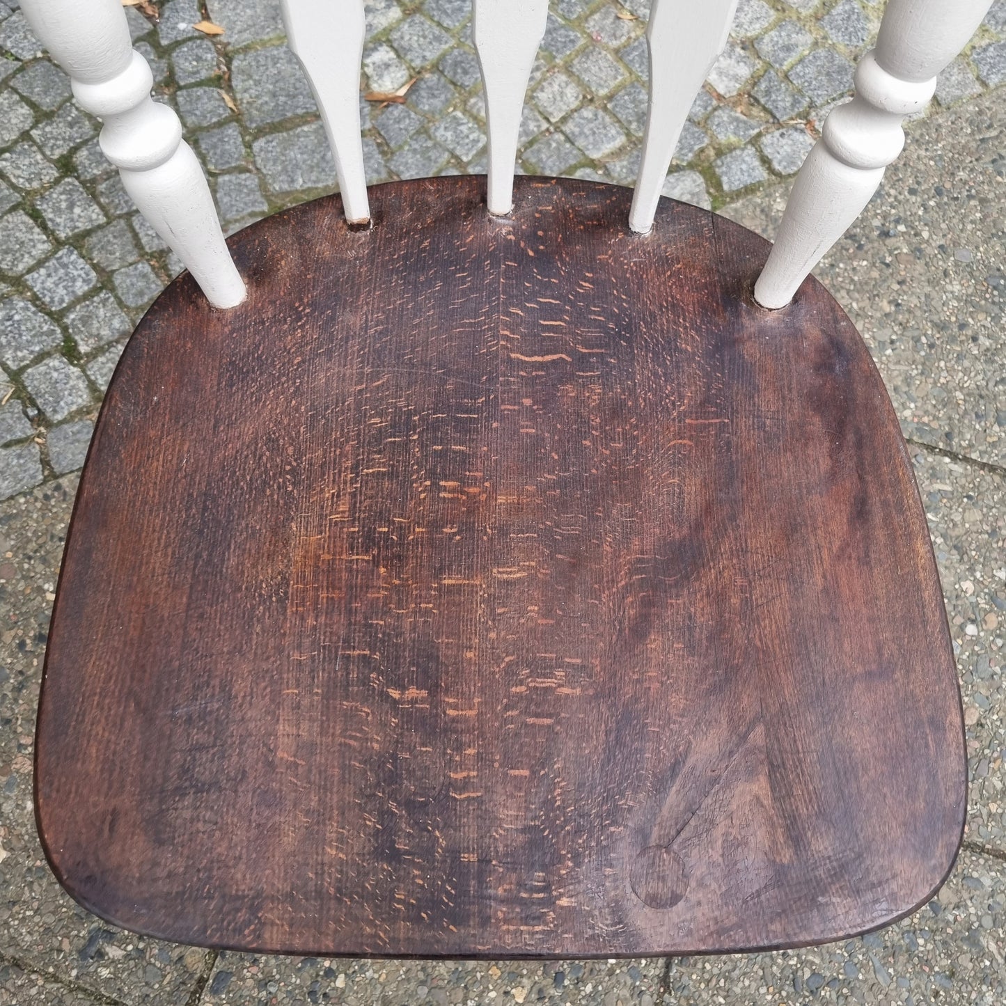 Antiker Bauernstuhl Stuhl Streben Nussbaum Beige Massiv Holz aufgearbeitet