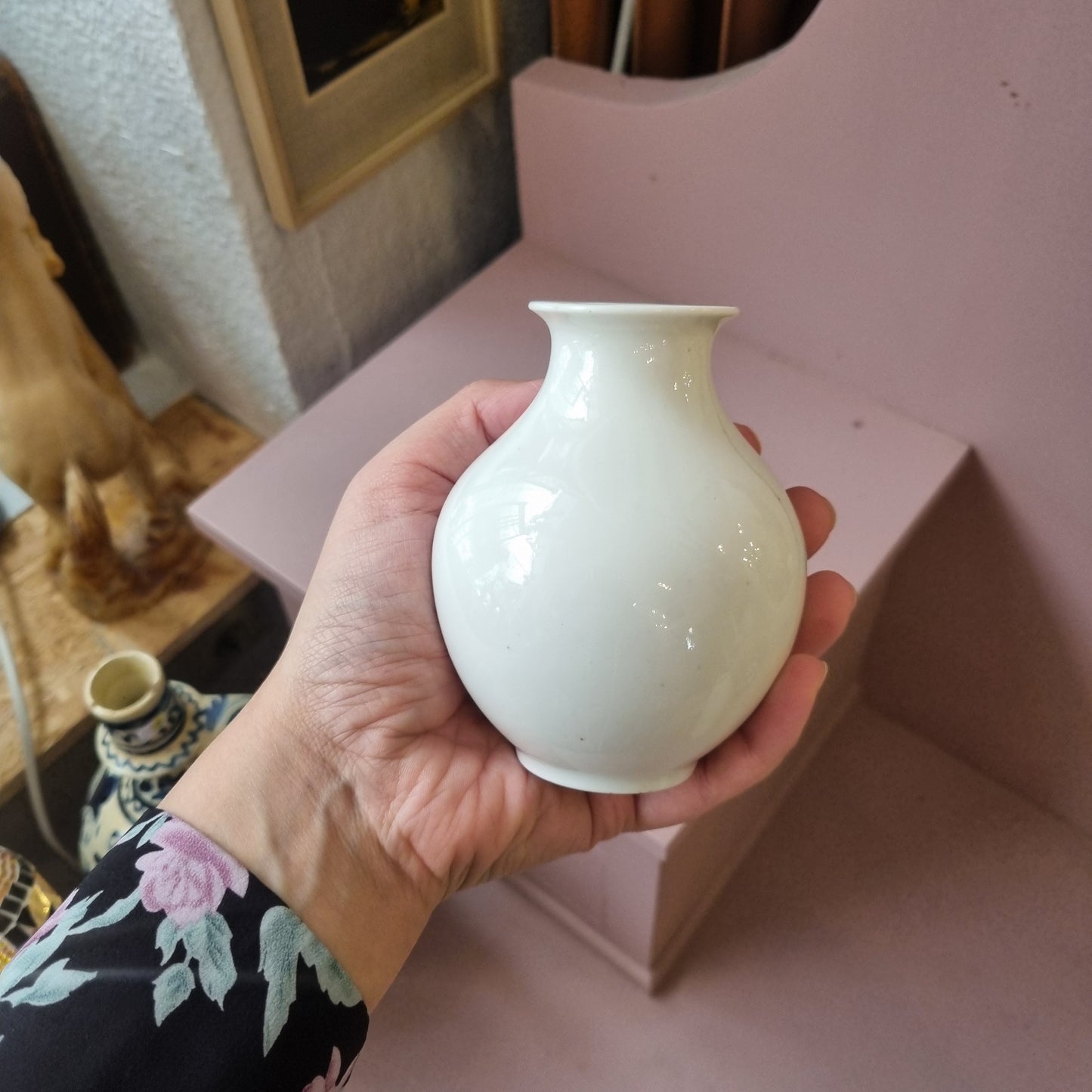 Alte kleine Porzellan Vase Kaestner Saxonia weiß