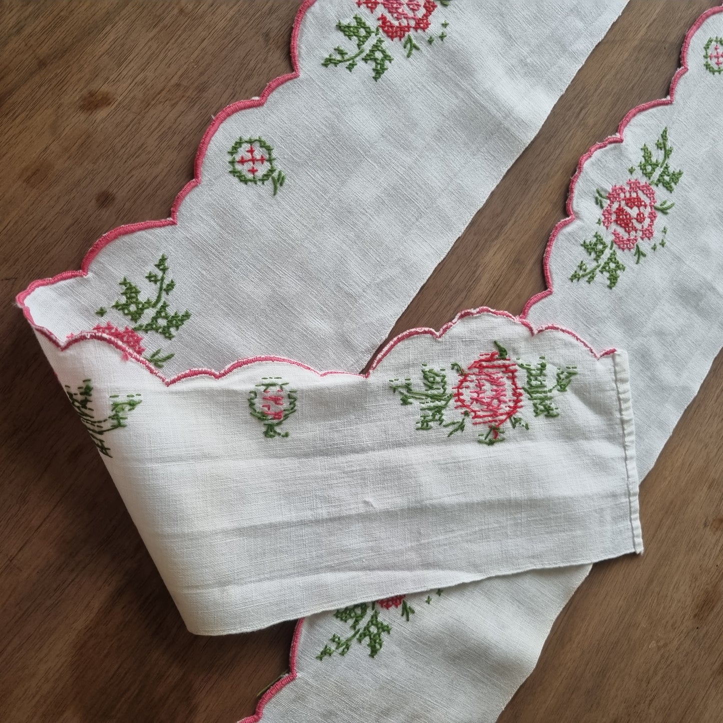 Antike handbestickte Spitze Küchenregal Baumwolle Blumen Herz Landhaus Vintage 110x14cm 🤍