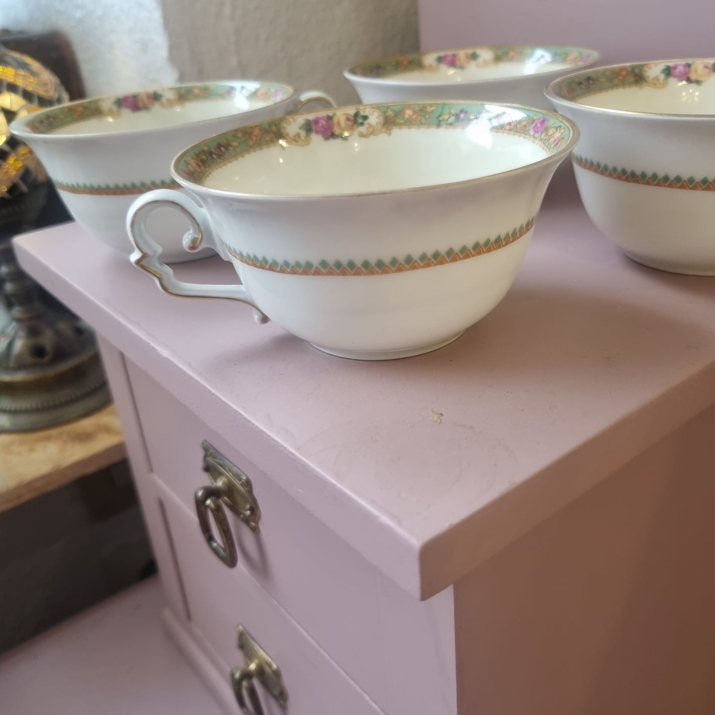 4x Alte Porzellan Tassen KPM Kaffee Tee Rosenmuster