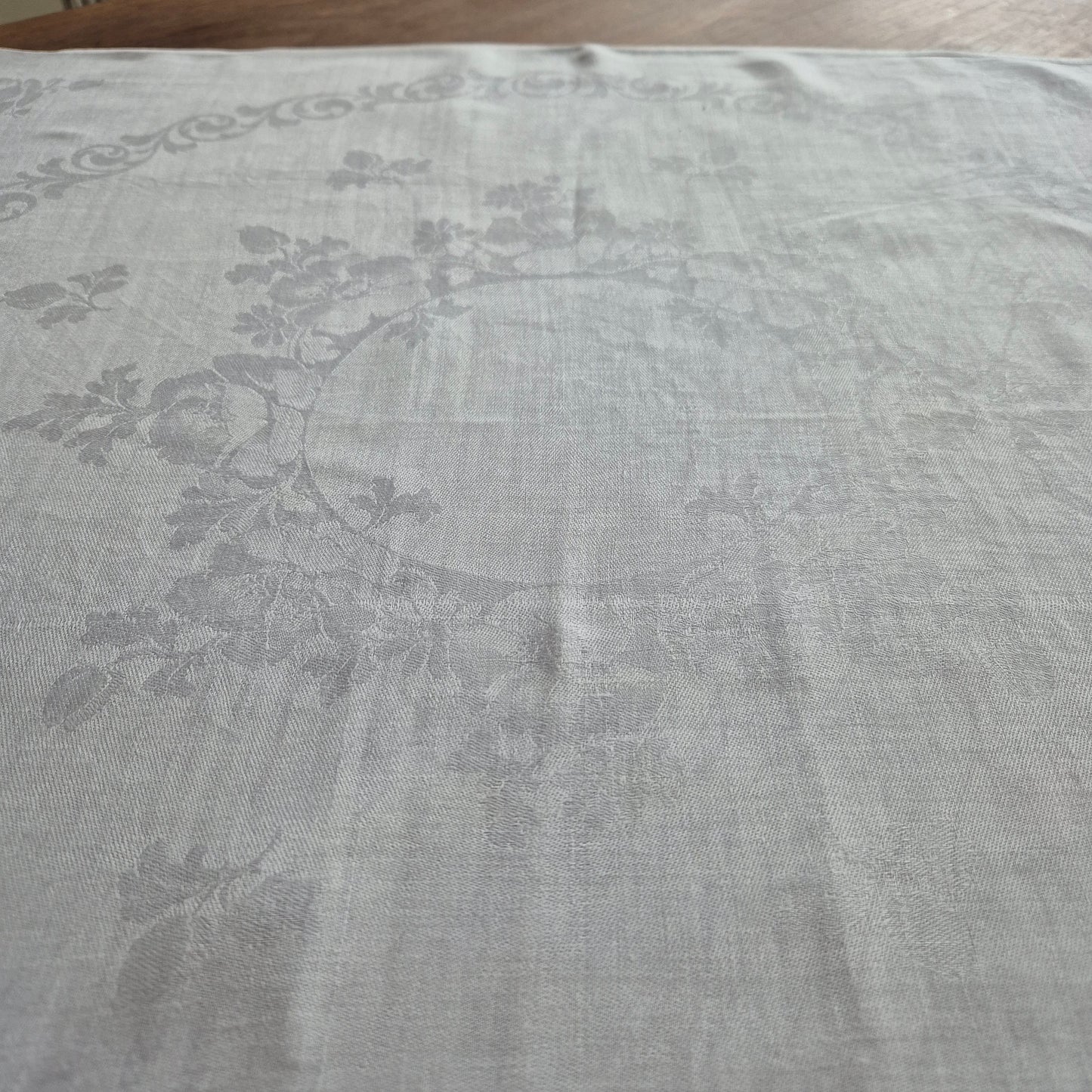 Antike Mitteldecke Tischdecke quadratisch weiß Damast Baumwolle 60x60cm Monogramm R.B.
