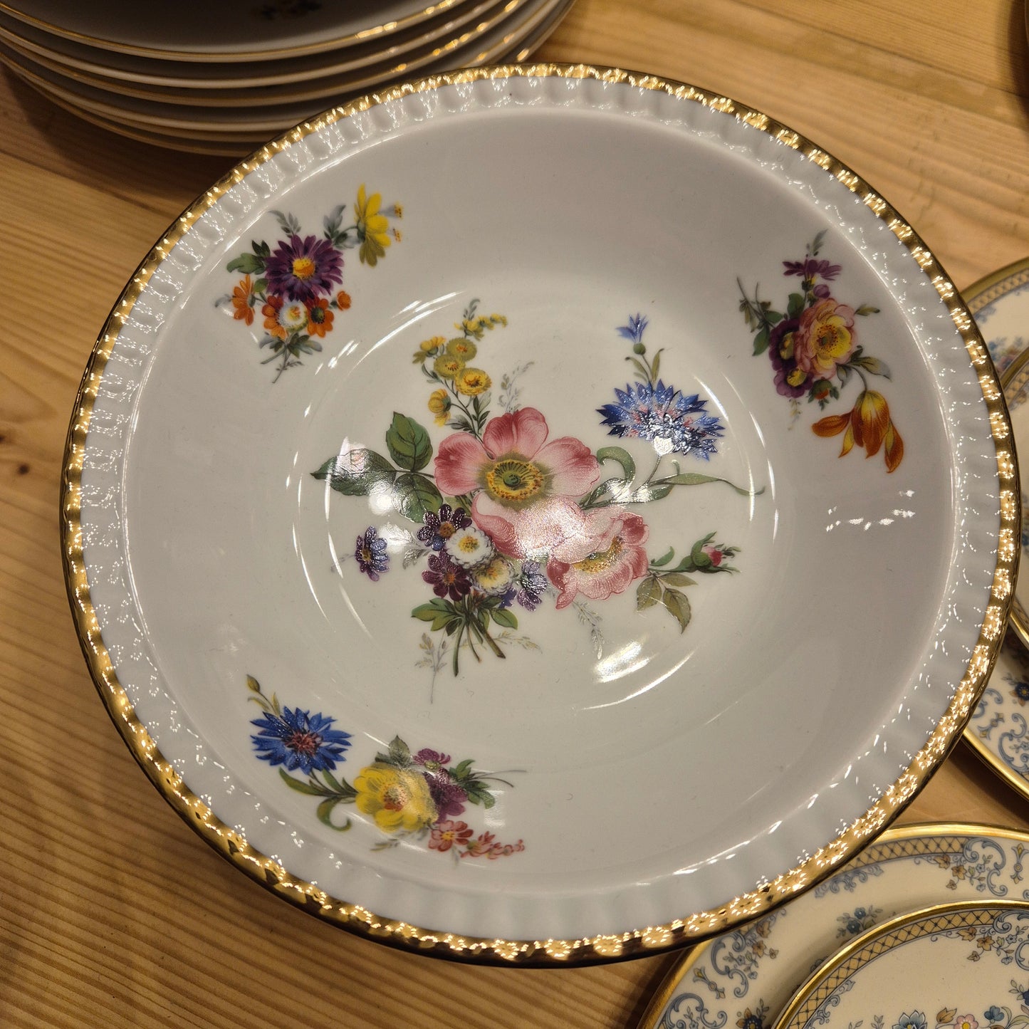 Antike Etagere Bareuther Porzellan Goldrand Schale Obst Gebäck Plätzchen mit Fuß Blumenmalerei