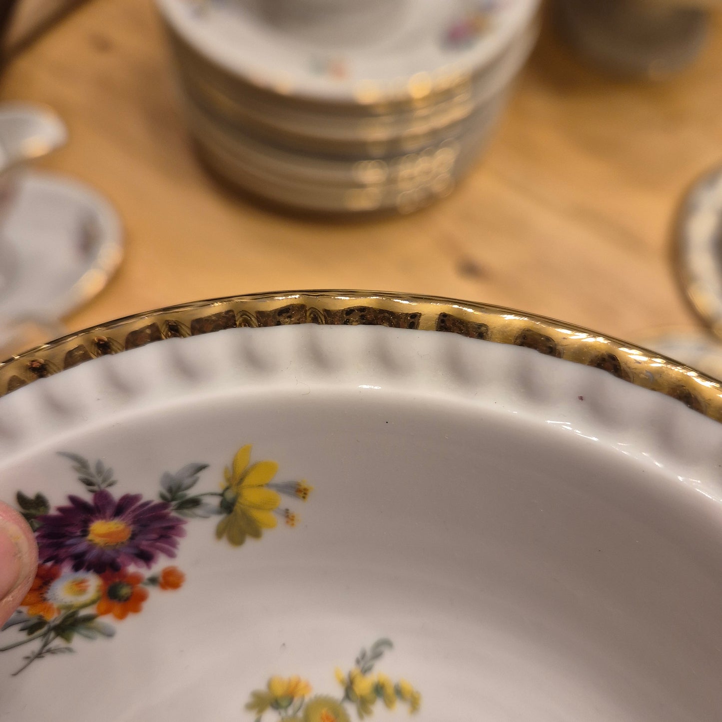 Antike Etagere Bareuther Porzellan Goldrand Schale Obst Gebäck Plätzchen mit Fuß Blumenmalerei