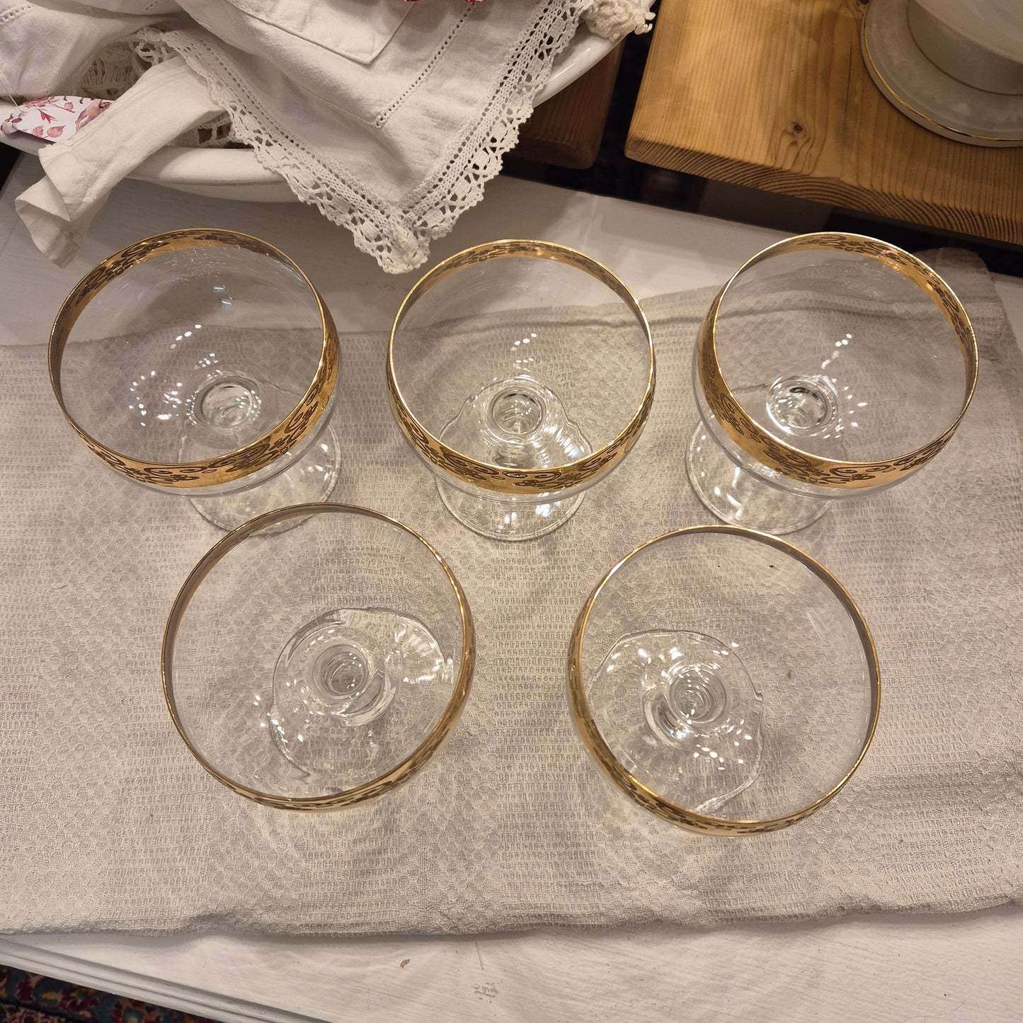 5x Antike Champagner Sektgläser Wein Gläser Mid-Century Cocktail Bar Goldrand