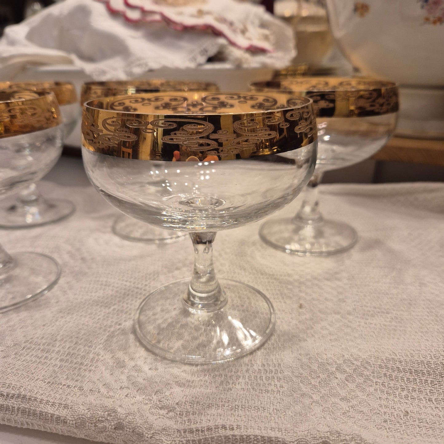 5x Antike Champagner Sektgläser Wein Gläser Mid-Century Cocktail Bar Goldrand