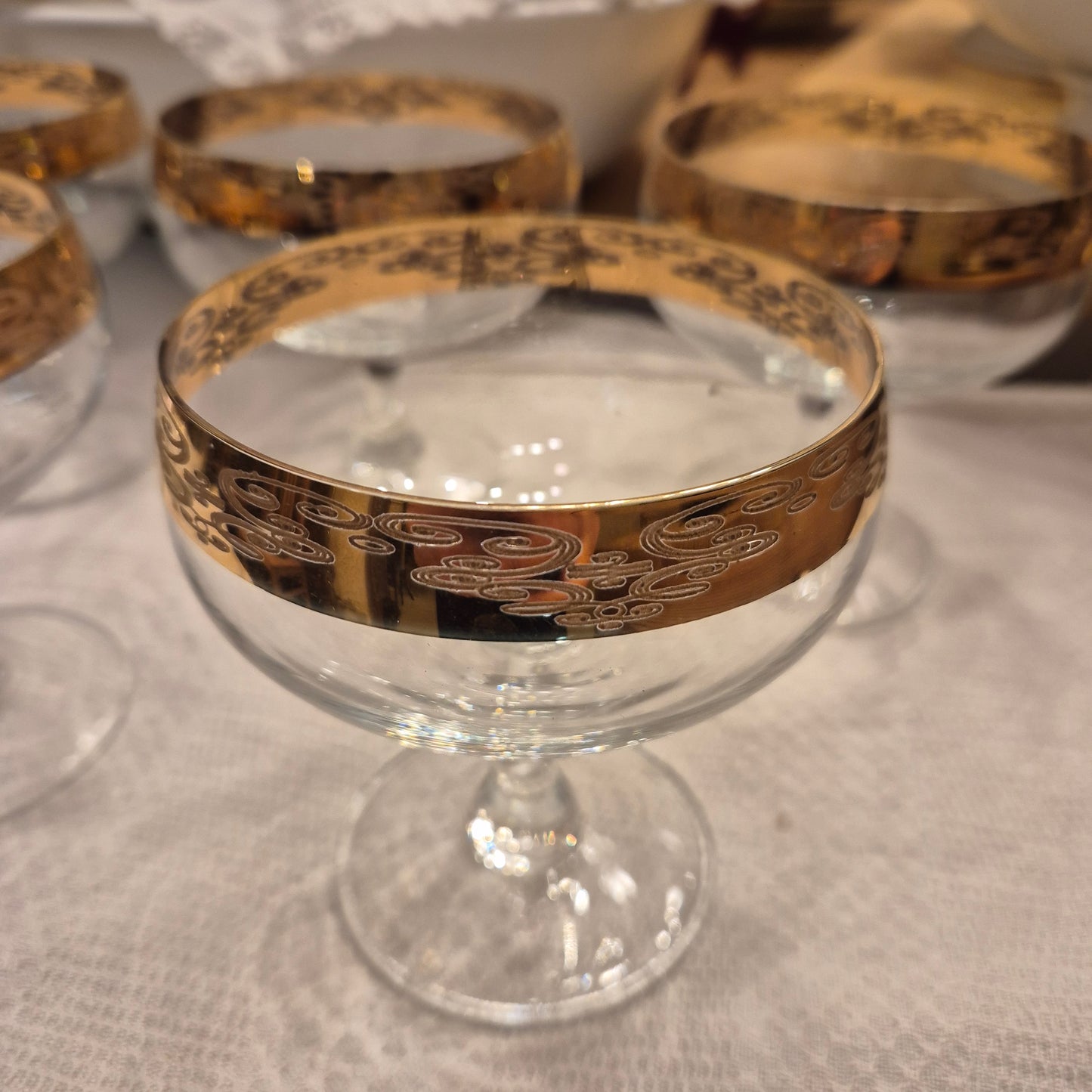 5x Antike Champagner Sektgläser Wein Gläser Mid-Century Cocktail Bar Goldrand