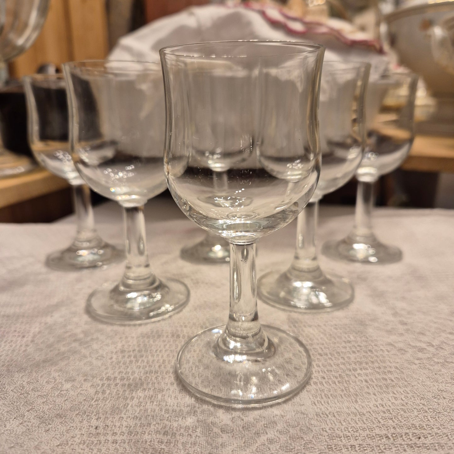6x kleine alte Vintage Weingläser transparent zeitlos schön!