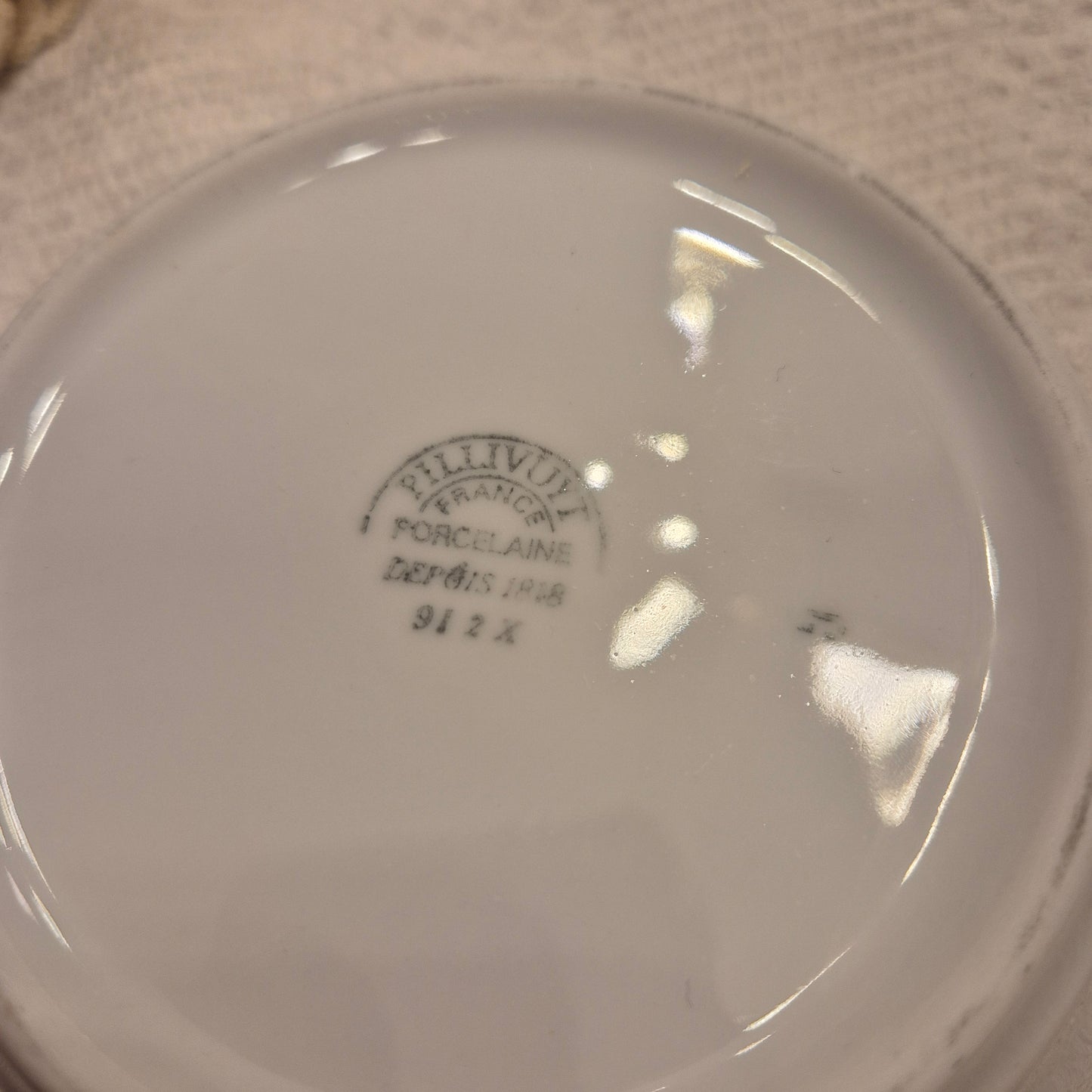 Antike Pillivuyt Schneckenpfanne 6 Augen Vintage Eierplatte Eierteller Porzellan weiß