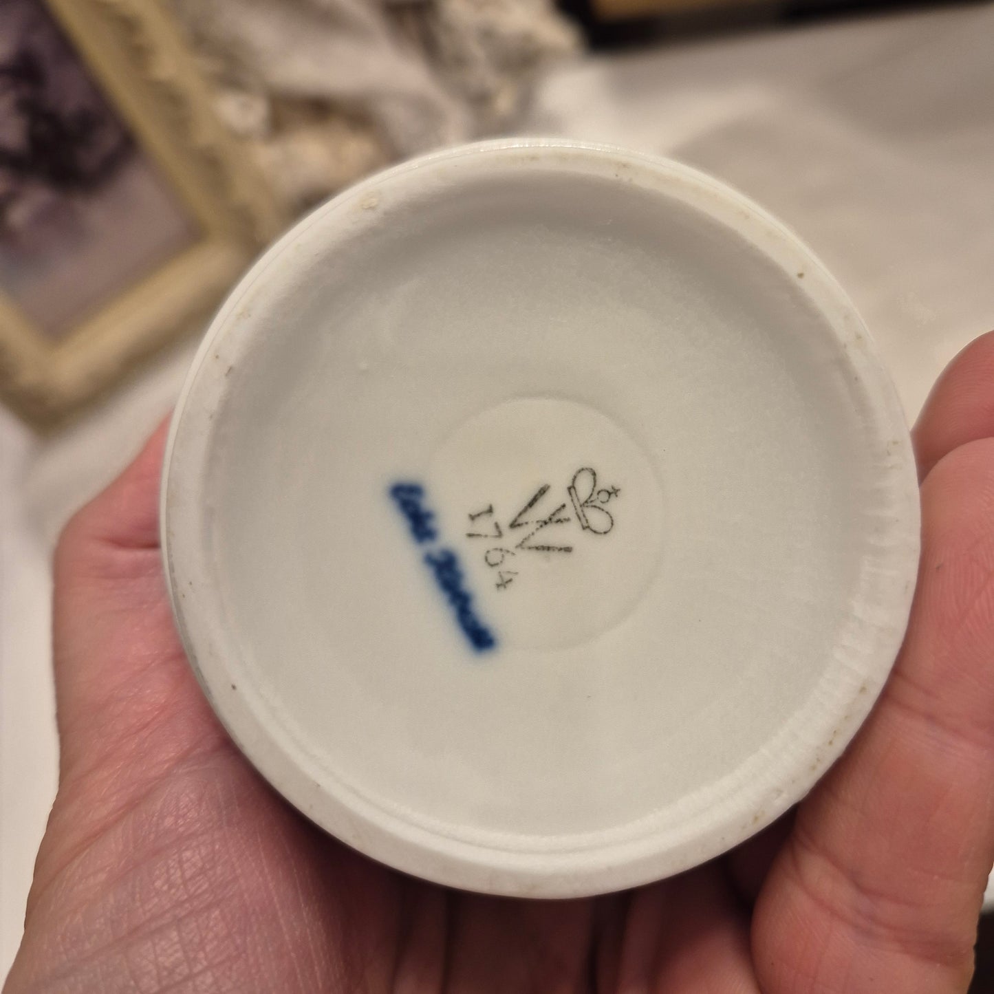 Antike Wallendorfer Porzellan Vase weiß blau Echt Cobalt rosen