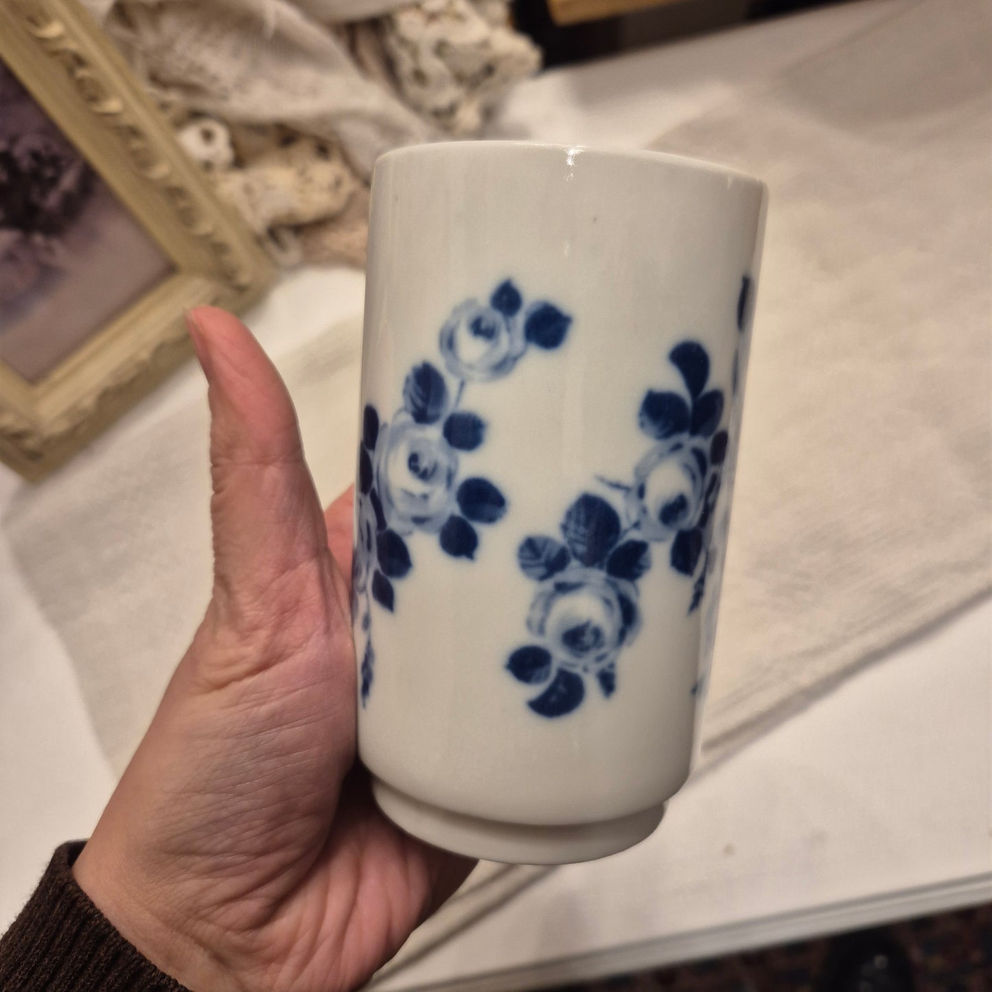 Antike Wallendorfer Porzellan Vase weiß blau Echt Cobalt rosen