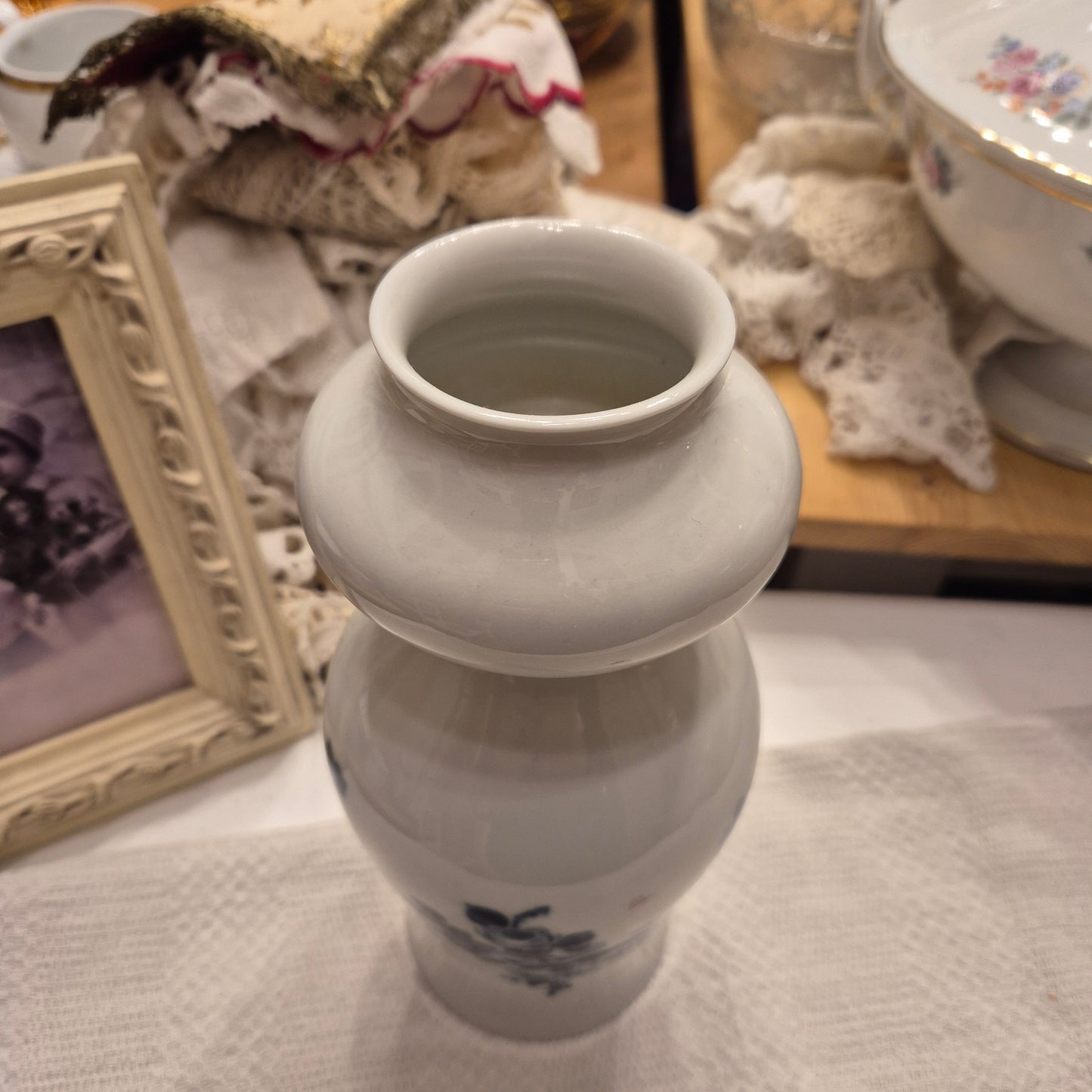 Antike Wallendorfer Porzellan Vase weiß blau Echt Cobalt rosen