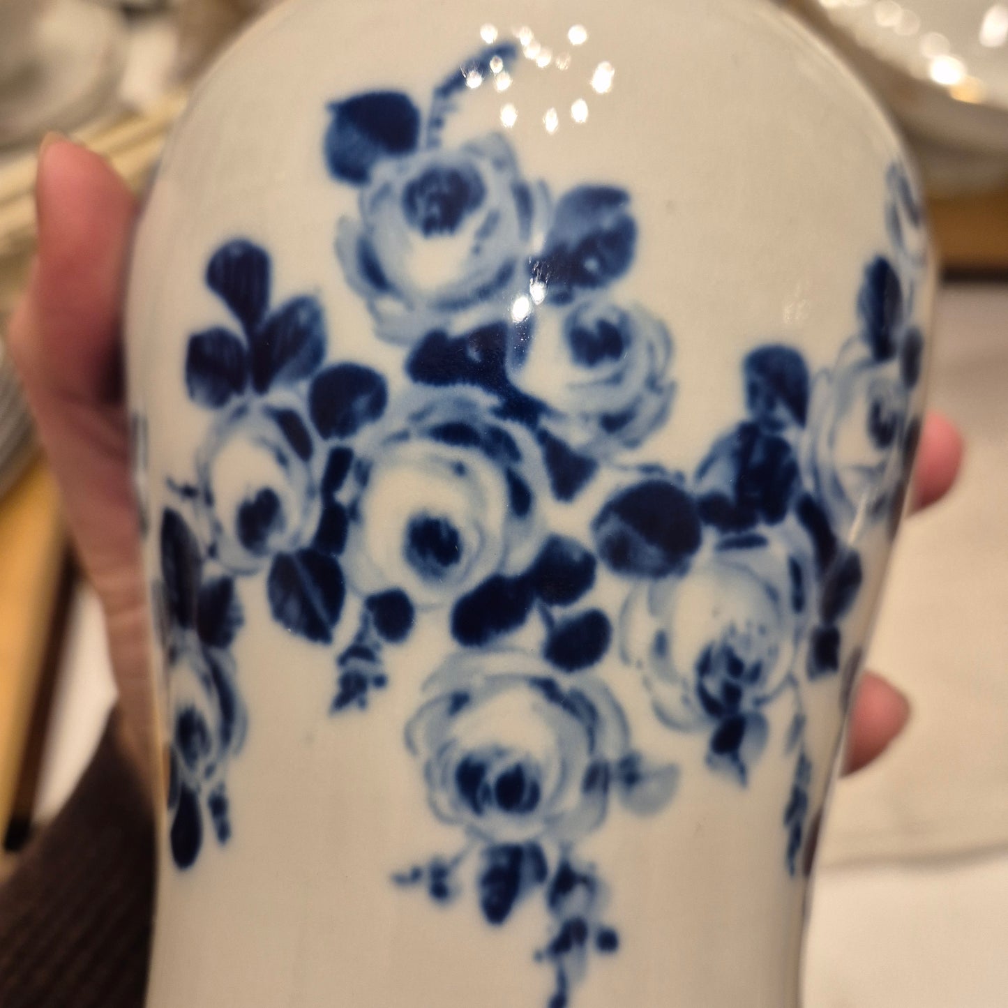 Antike Wallendorfer Porzellan Vase weiß blau Echt Cobalt rosen