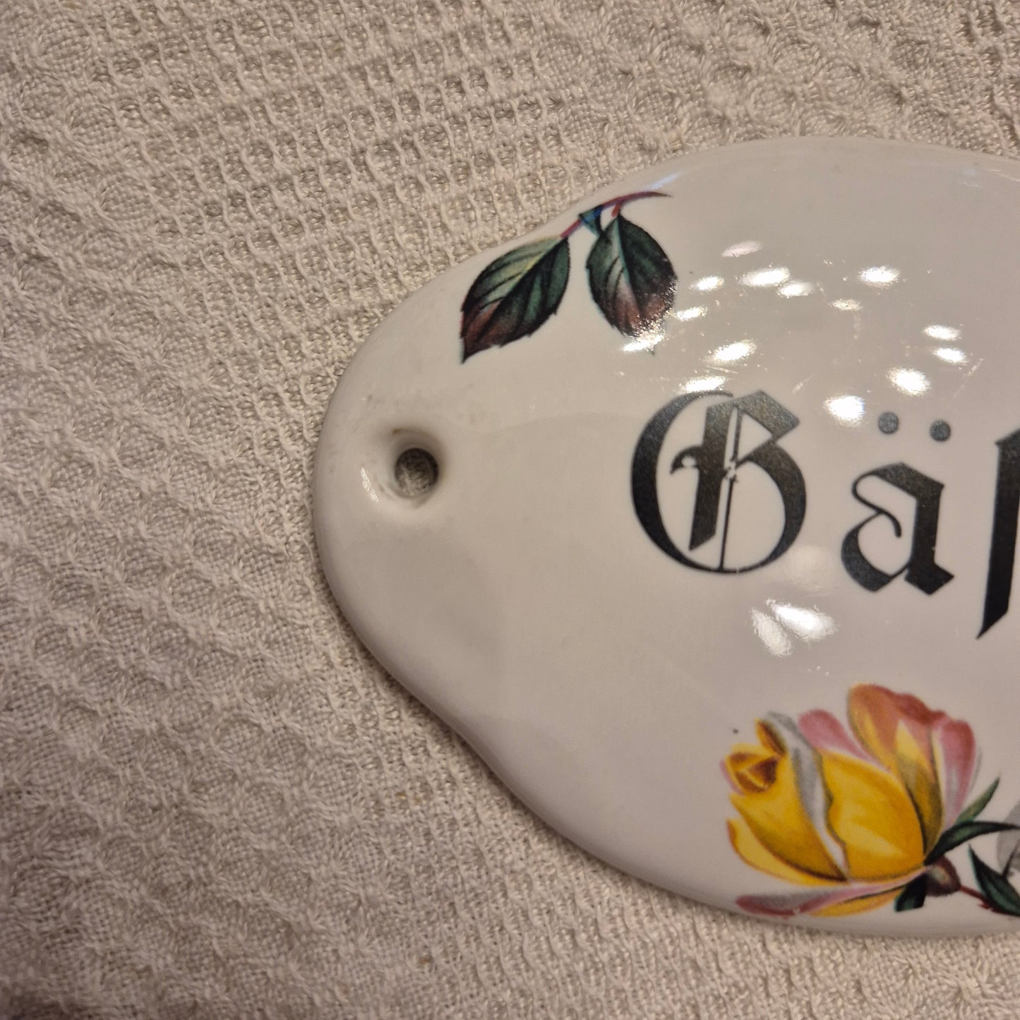 Antikes Porzellan Keramik Schild Gäste Rosen Motiv