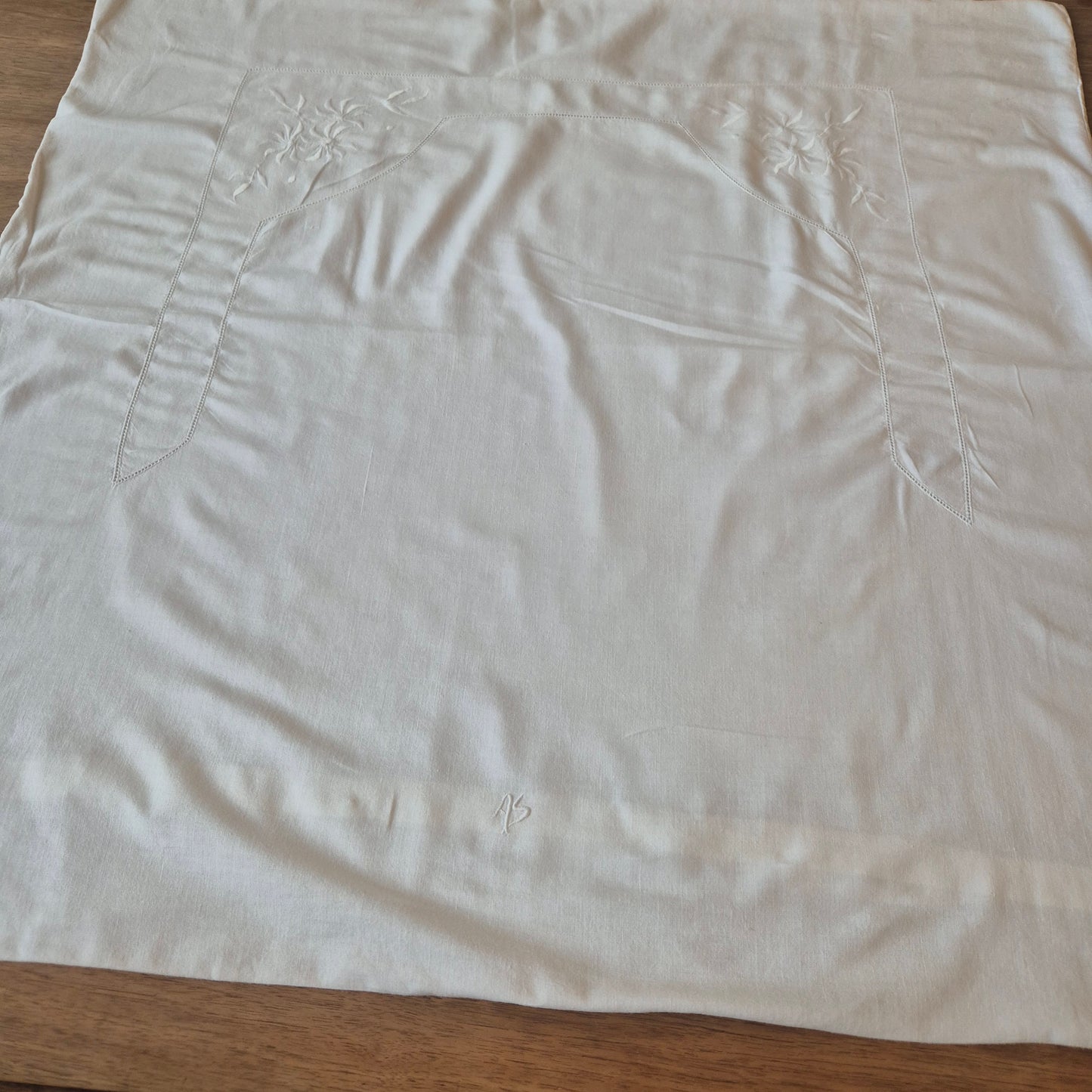 Antiker Kopfkissenbezug mit zarter Stickerei 76x78cm Baumwolle Monogramm A.S.