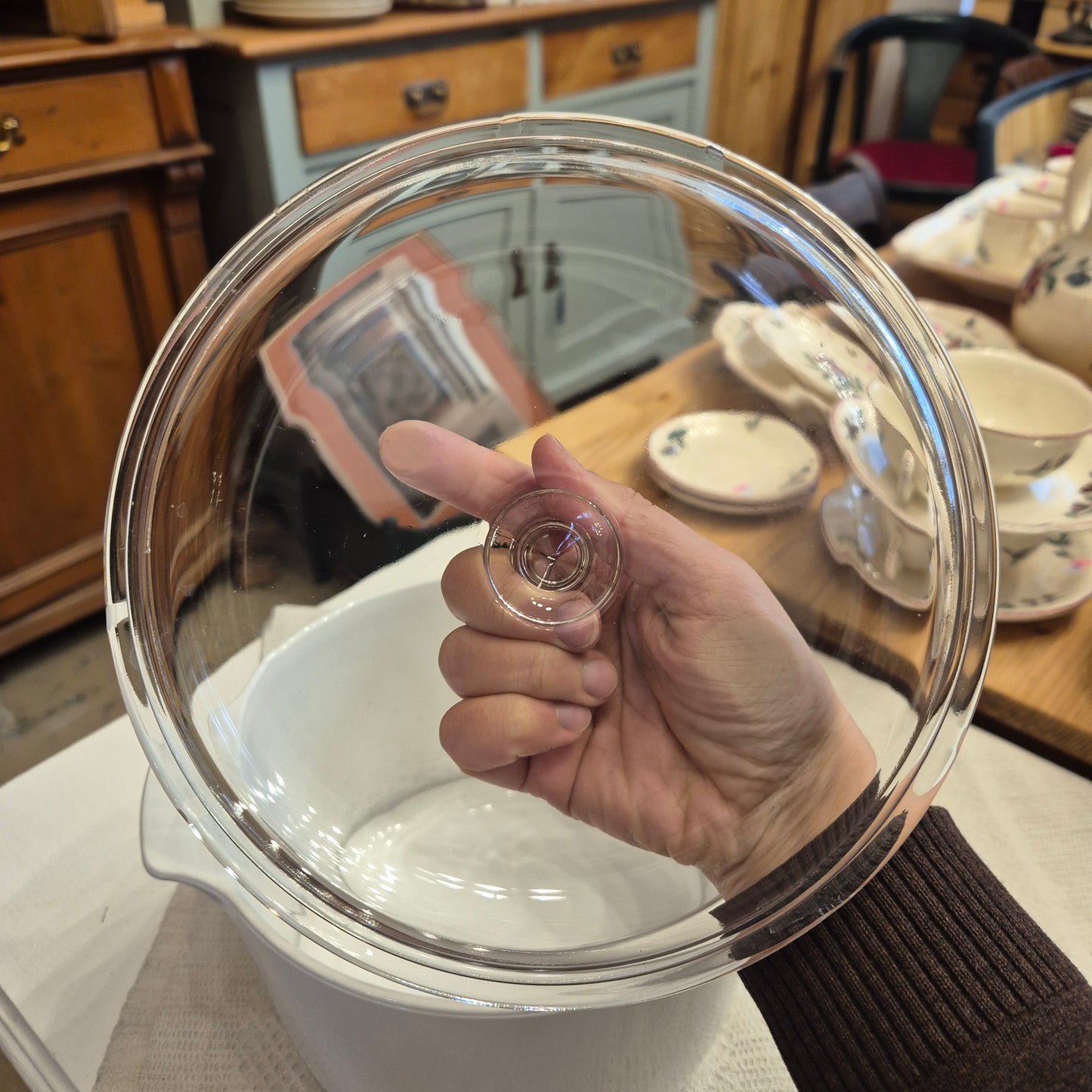 Vintage Porzellan Schüssel mit Glasdeckel Landhaus Vorratsschüssel Salat Nudelsalat weiß transparent