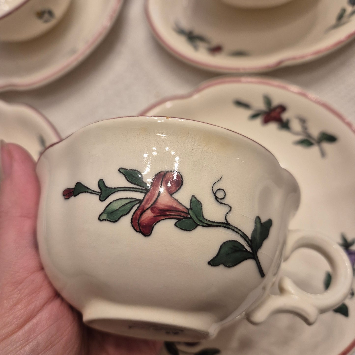 6x Vintage Zell am Harmersbach Alt Straßburg Tee / Kaffee Tassen Keramik Blumen (Abplatzer!)