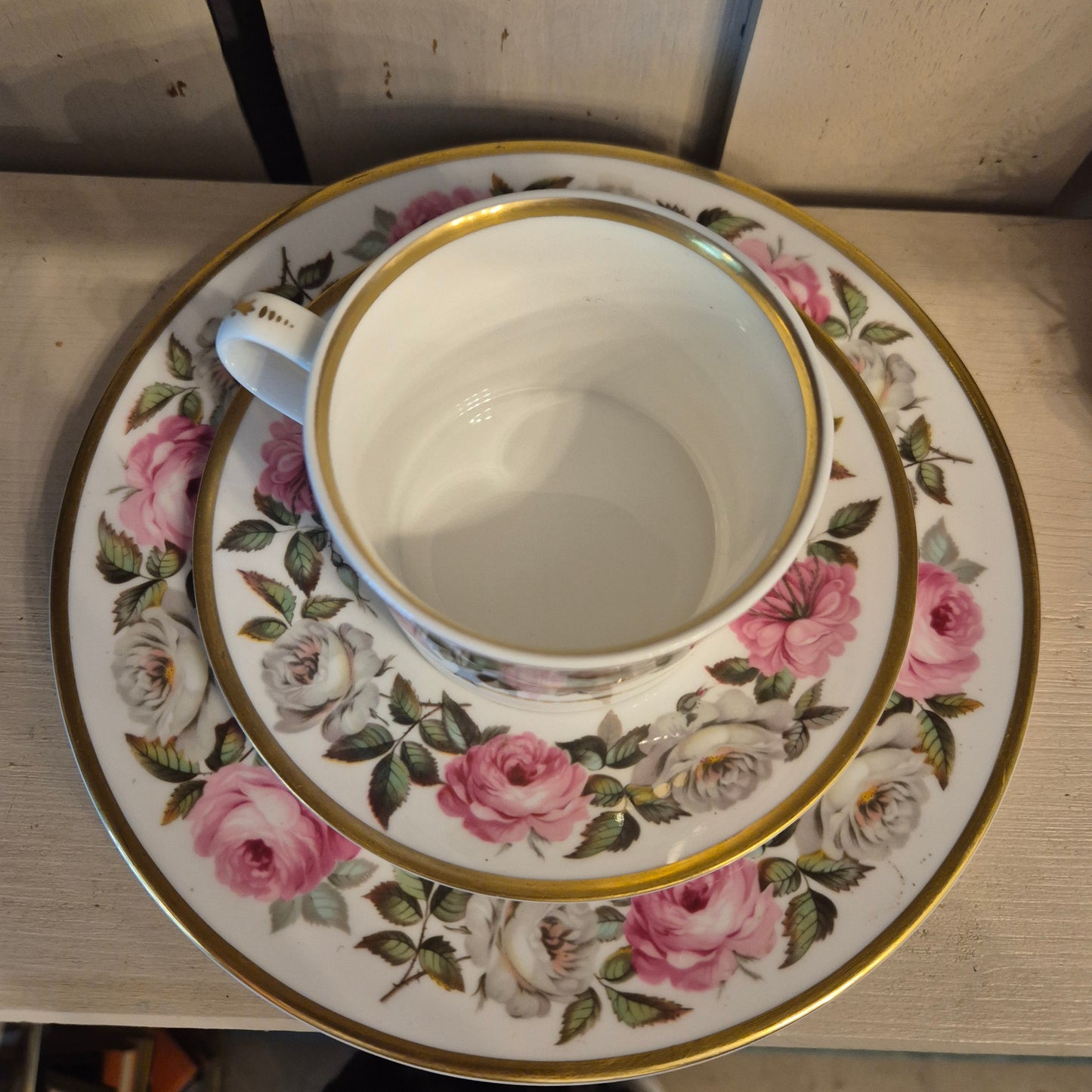 Royal Worcester Fine Bone China England 1969 Royal Garden Kaffee / Tee Sammeltasse mit Kuchenteller Blumenmuster
