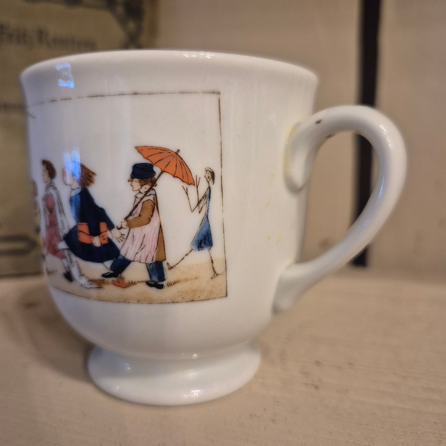 Antike Kindertasse Kakao Tasse Porzellan Lilien Austria Struwwelpeter Suppenkasper