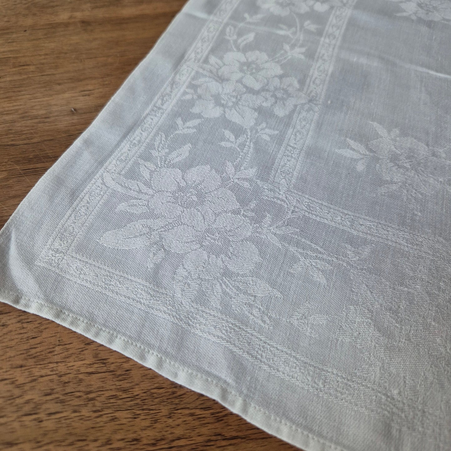 Antike Damast Baumwolle Serviette 46x49cm Mitteldecke weiß
