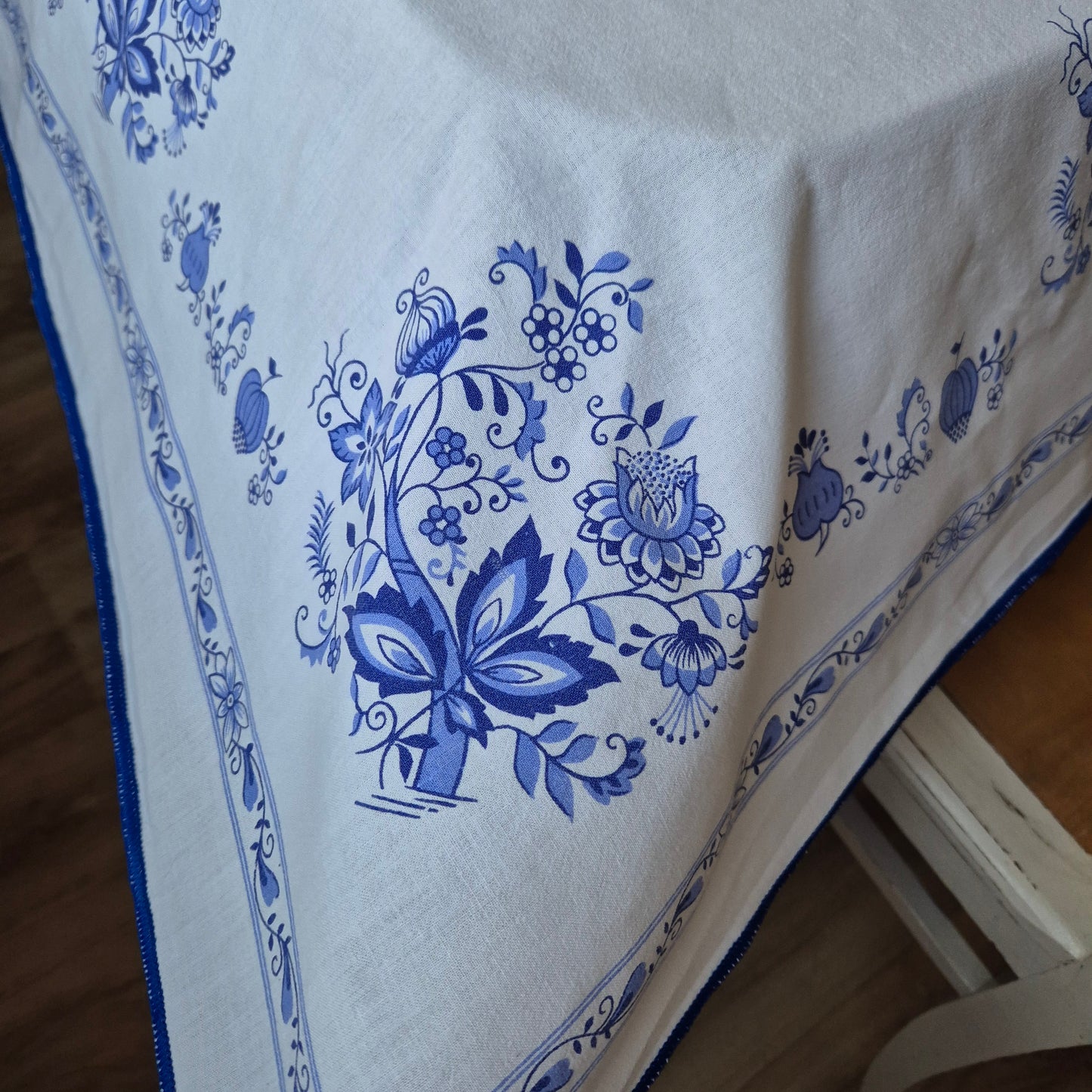 Vintage Tischdecke Zwiebelmuster blau weiß DDR 128x 160cm