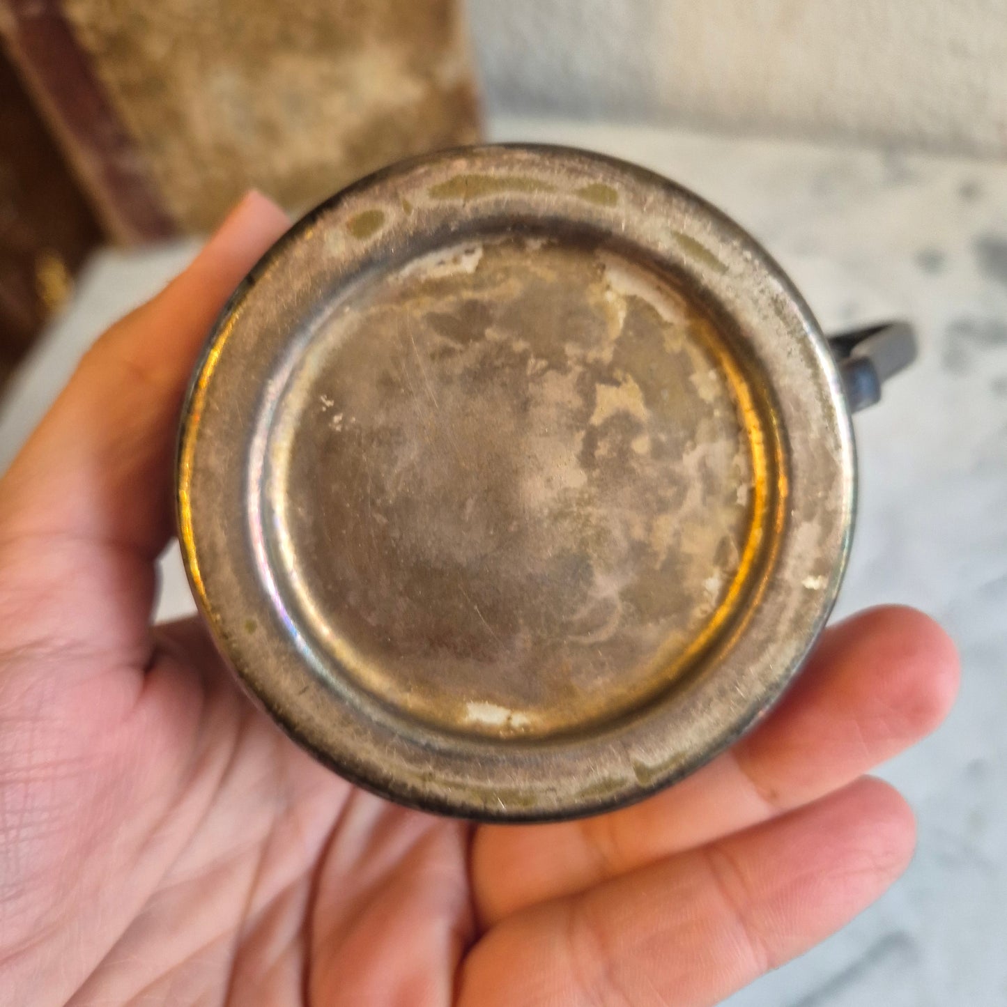 Altes versilbertes Milchkännchen Sahnekännchen zum aufpolieren!