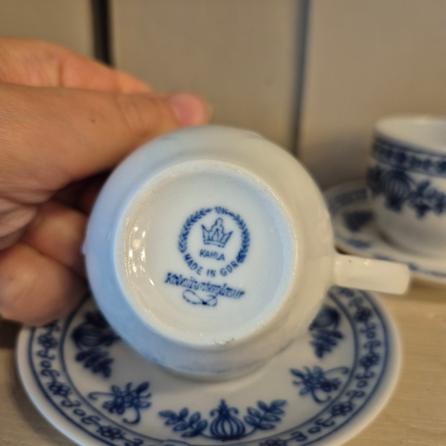 6x Kahla GDR Zwiebelmuster Kobaltunterglasur Mokkatassen mit Untertassen Vintage blau weiß