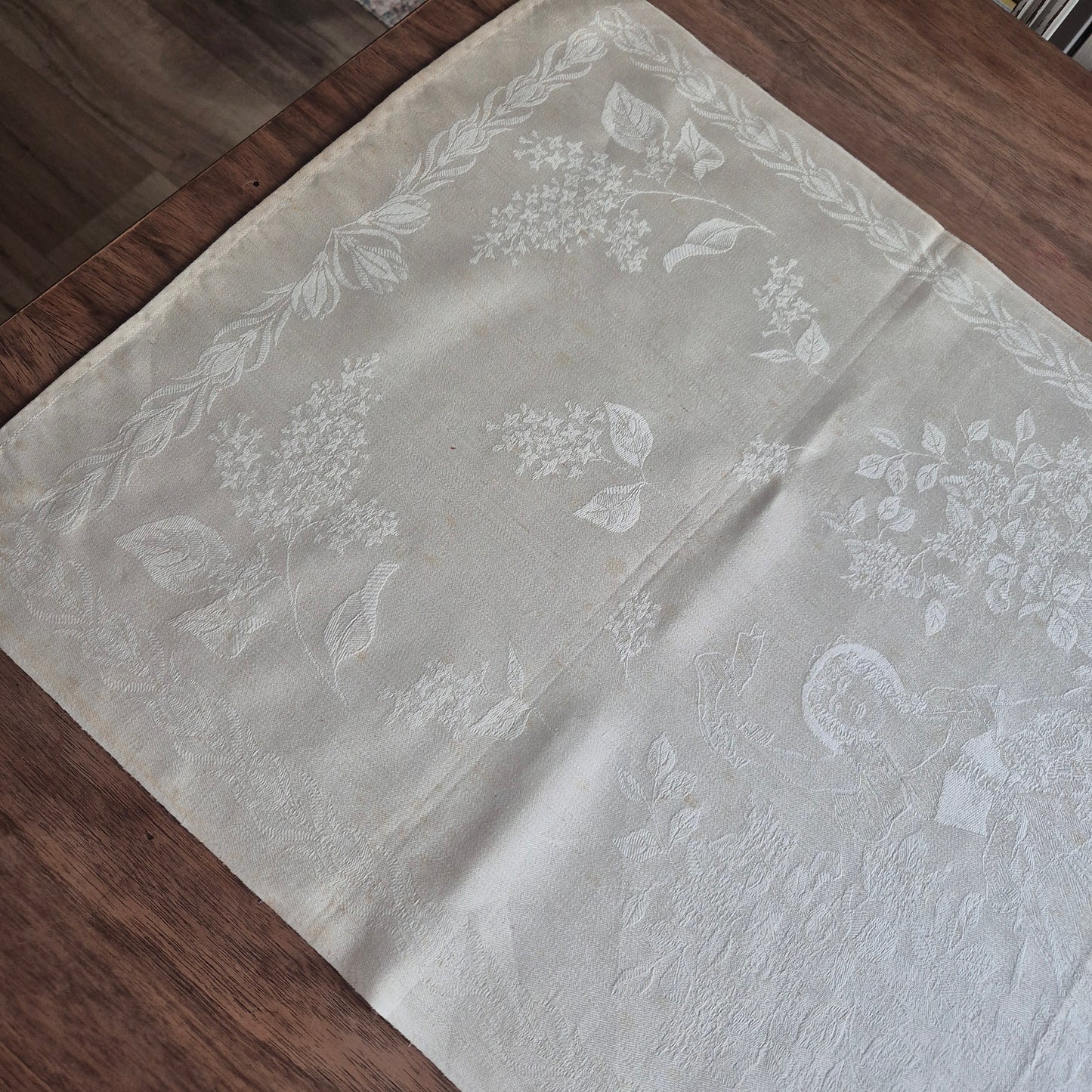 Antikes Jugendstil Küchen-&Geschirrtuch mit Spruch: "Frühlingsgefühle still Sorg und Leid" Damast beige cremeweiß🤍