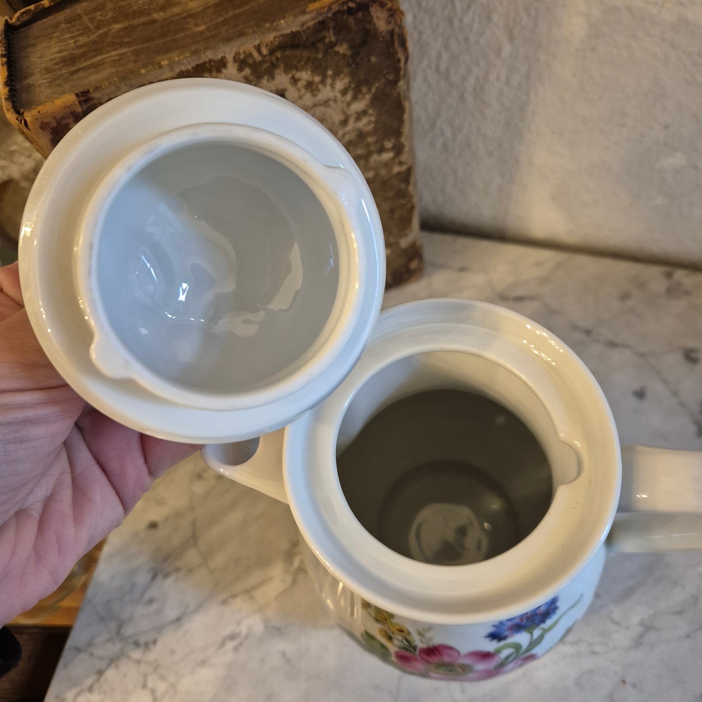 Antike Hutschenreuther Dresden Porzellan Kanne Kaffeekanne Teekanne Blumenmotiv Reliefrand