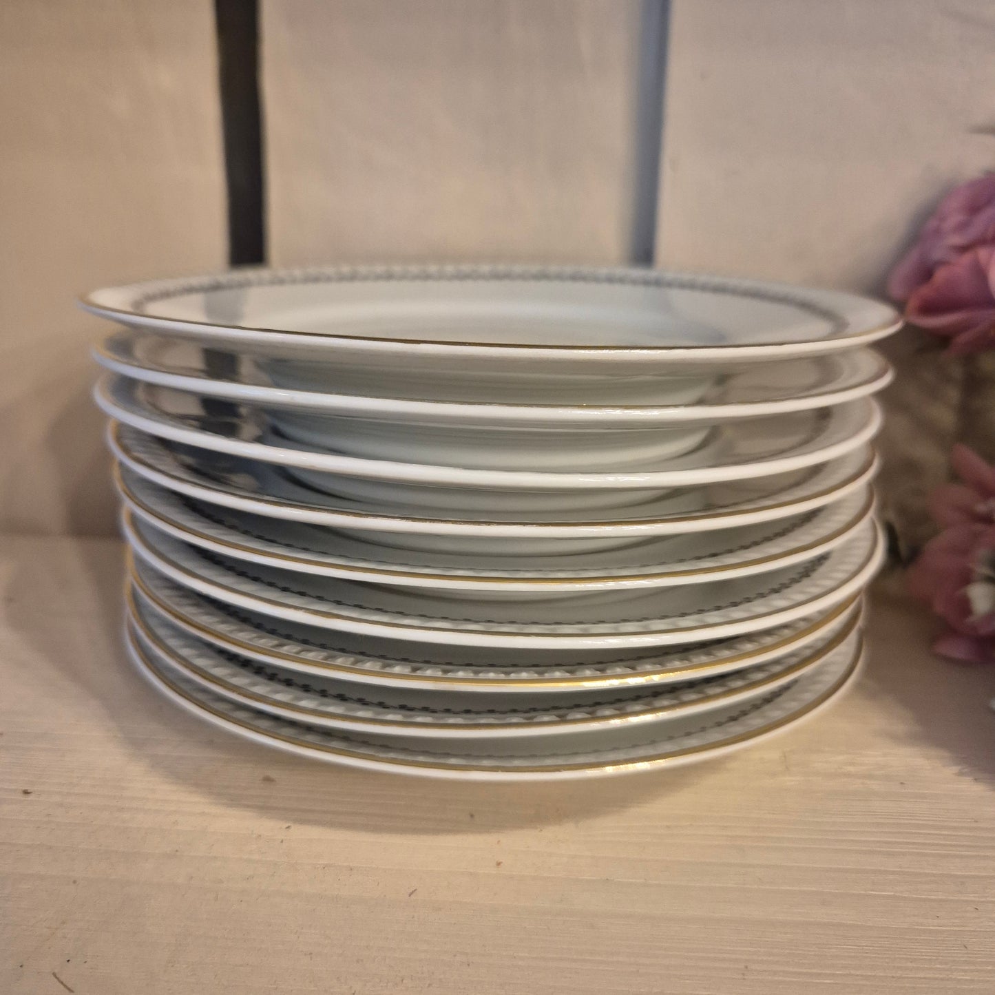 9xAlte kleine Gebäckteller Teller Vintage Silesia Porzellan weiß gold schwarz