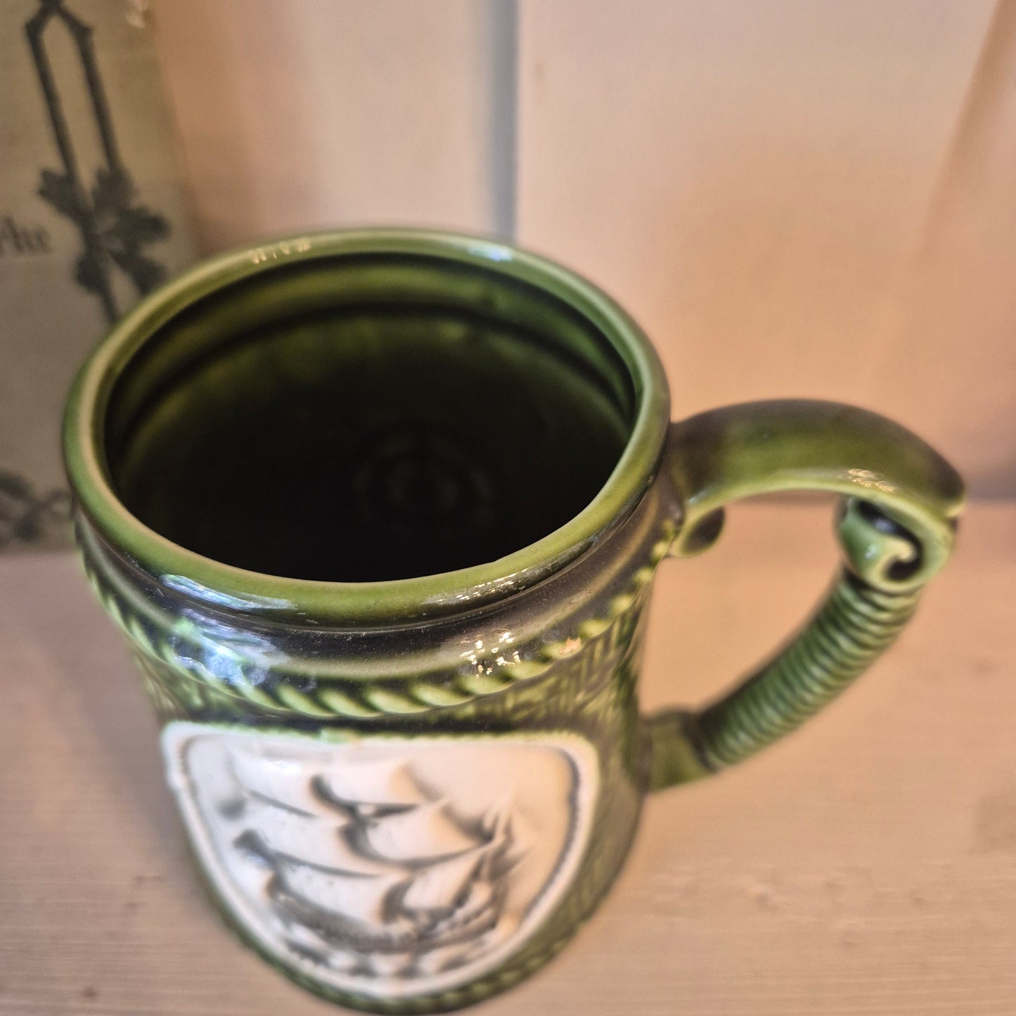 Vintage Keramik Bierkrug Grün Geschenk mit Schiff Motiv