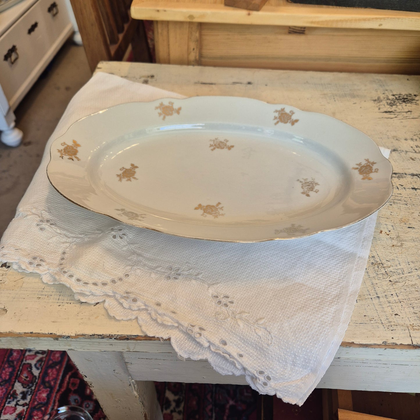 Antike Ovale Porzellan Servierplatte * Brocante * Vintage * Reinecke gold weiß
