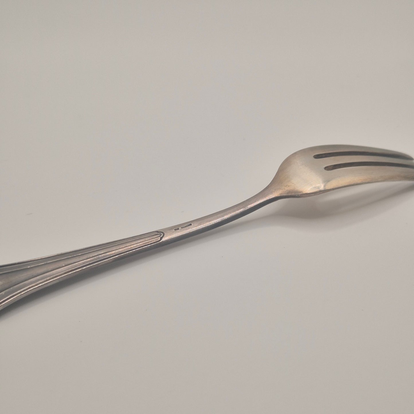 Antike Jugendstil Kuchengabel – Silberfarben / Versilbert