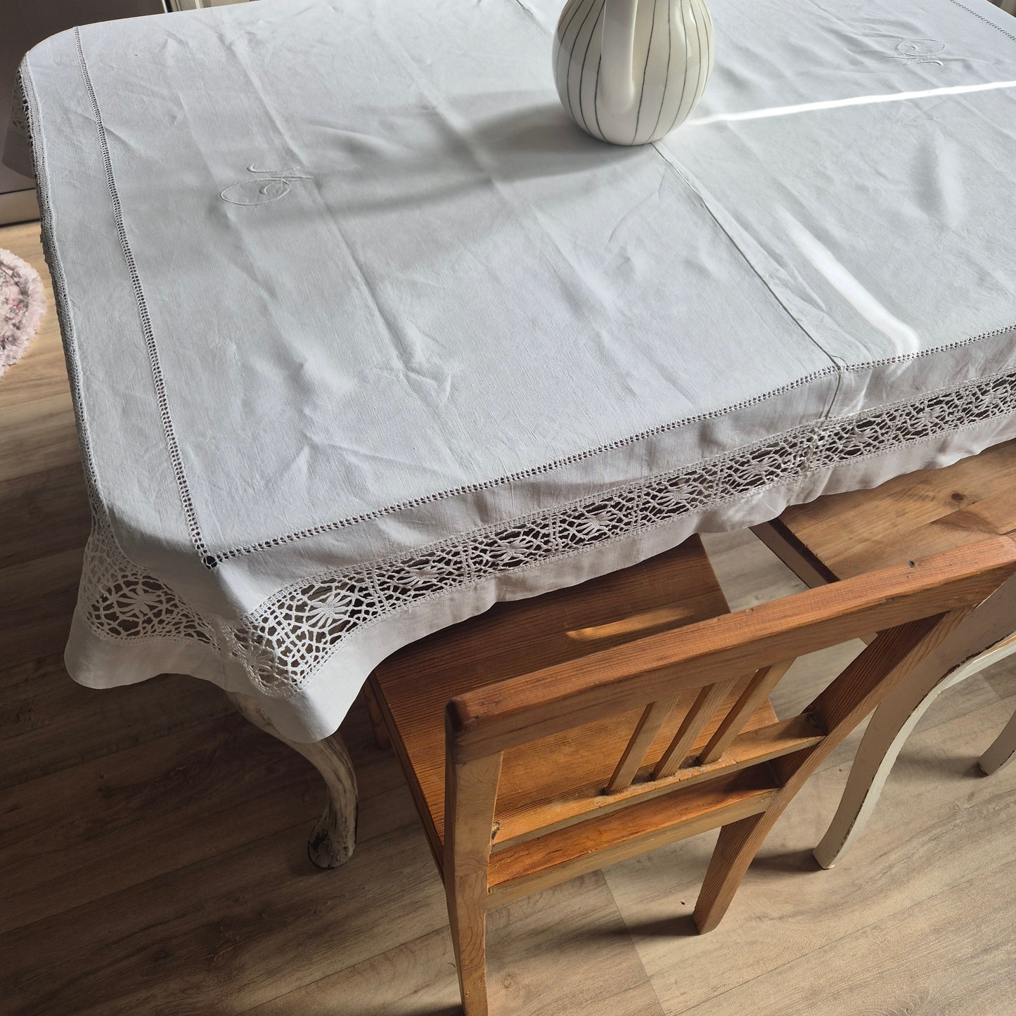 Antike Tischwäsche Leinen/Baumwolle Spitze weiß 120x140cm Tafel Königlich wunderschön! Monogramm M.O. ein Fleck 🤍