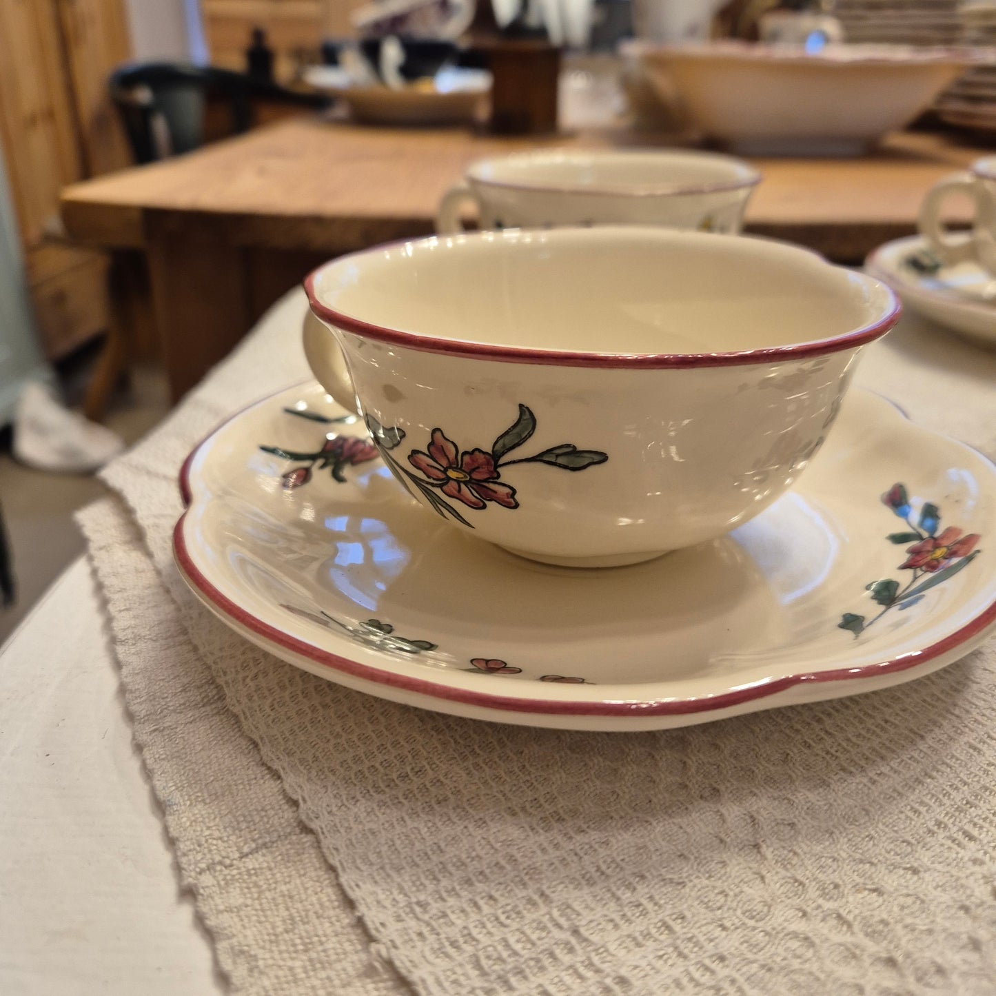 6x Vintage Zell am Harmersbach Alt Straßburg Tee / Kaffee Tassen Keramik Blumen (Abplatzer!)