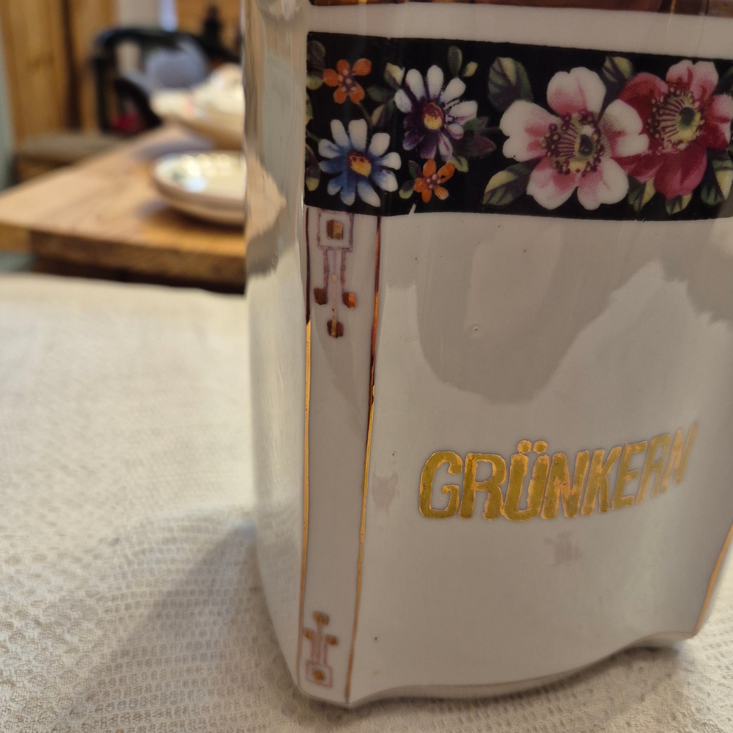 Antike Porzellan Vorratsdose Grünkern Art Deco um 1930 blumen weiß