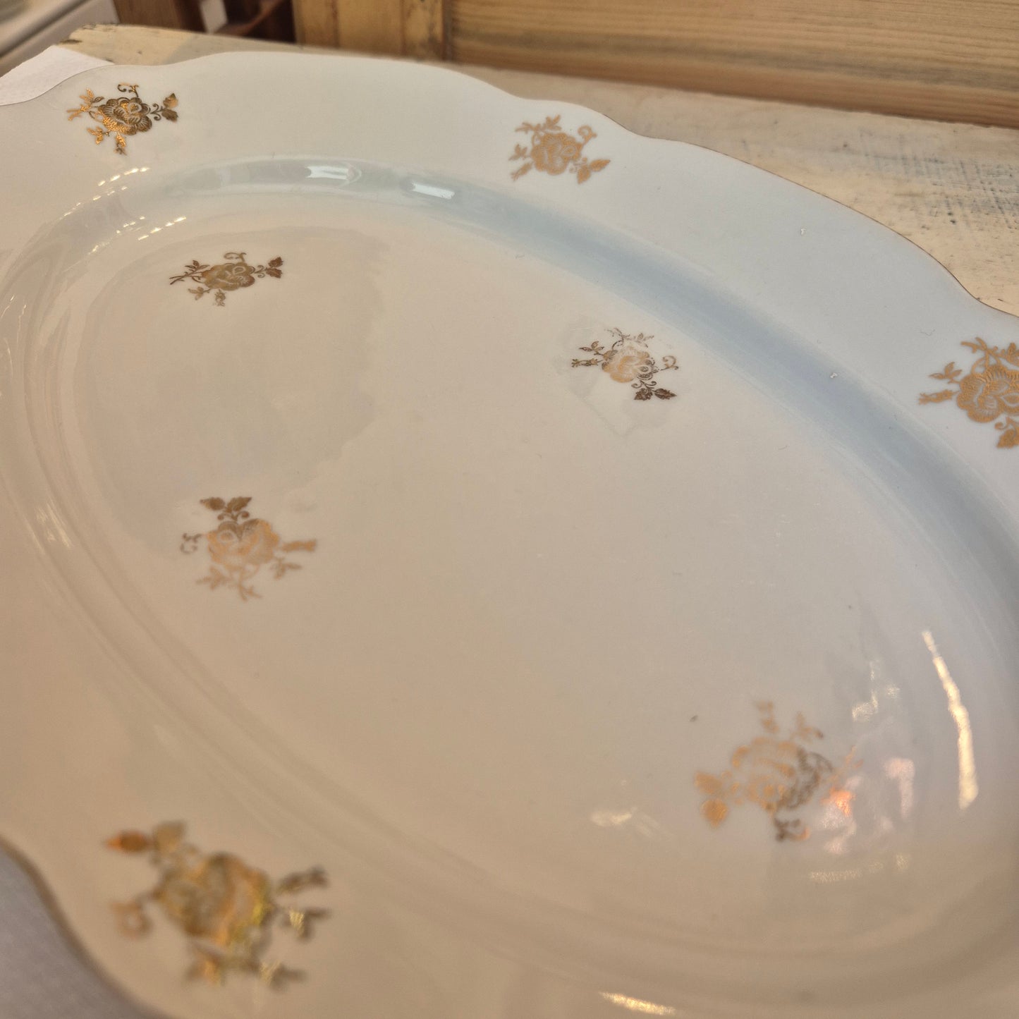 Antike Ovale Porzellan Servierplatte * Brocante * Vintage * Reinecke gold weiß
