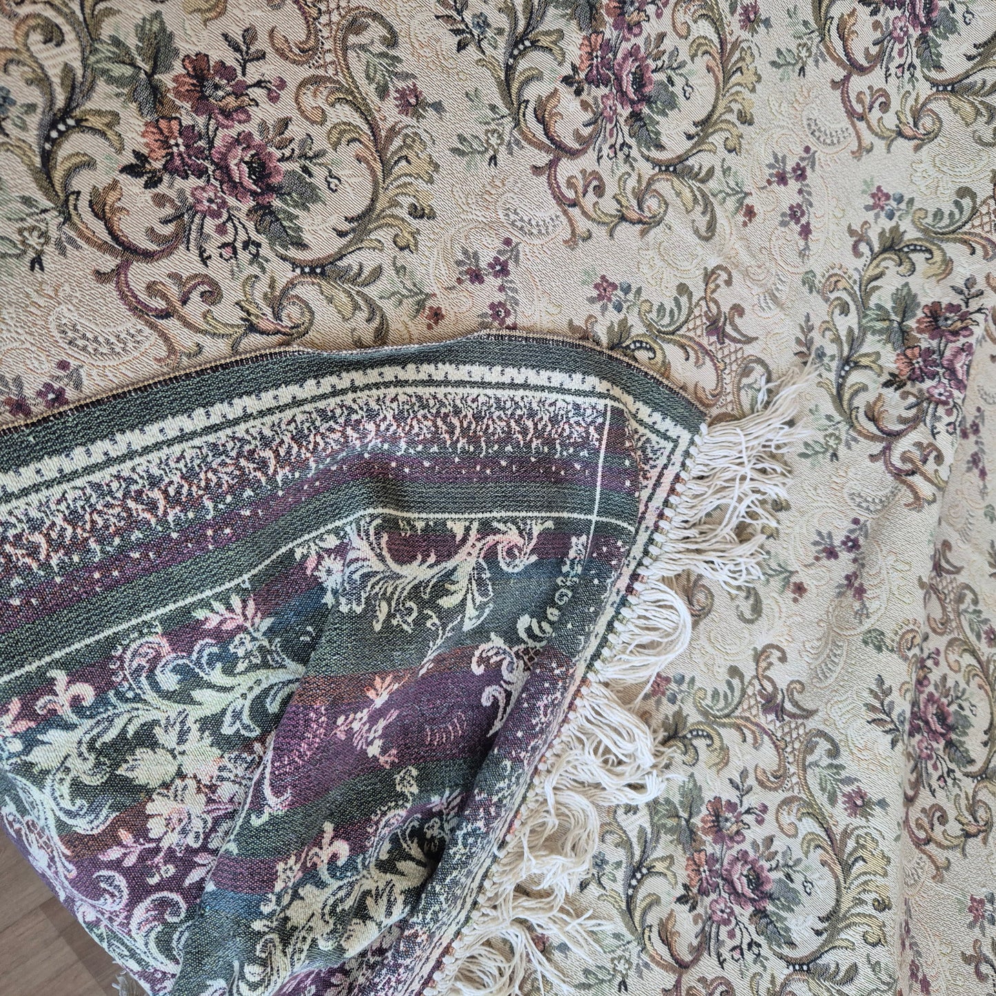 Alter Vintage Sofa Überwurf mit Fransen 133x240cm Gobelin Stil