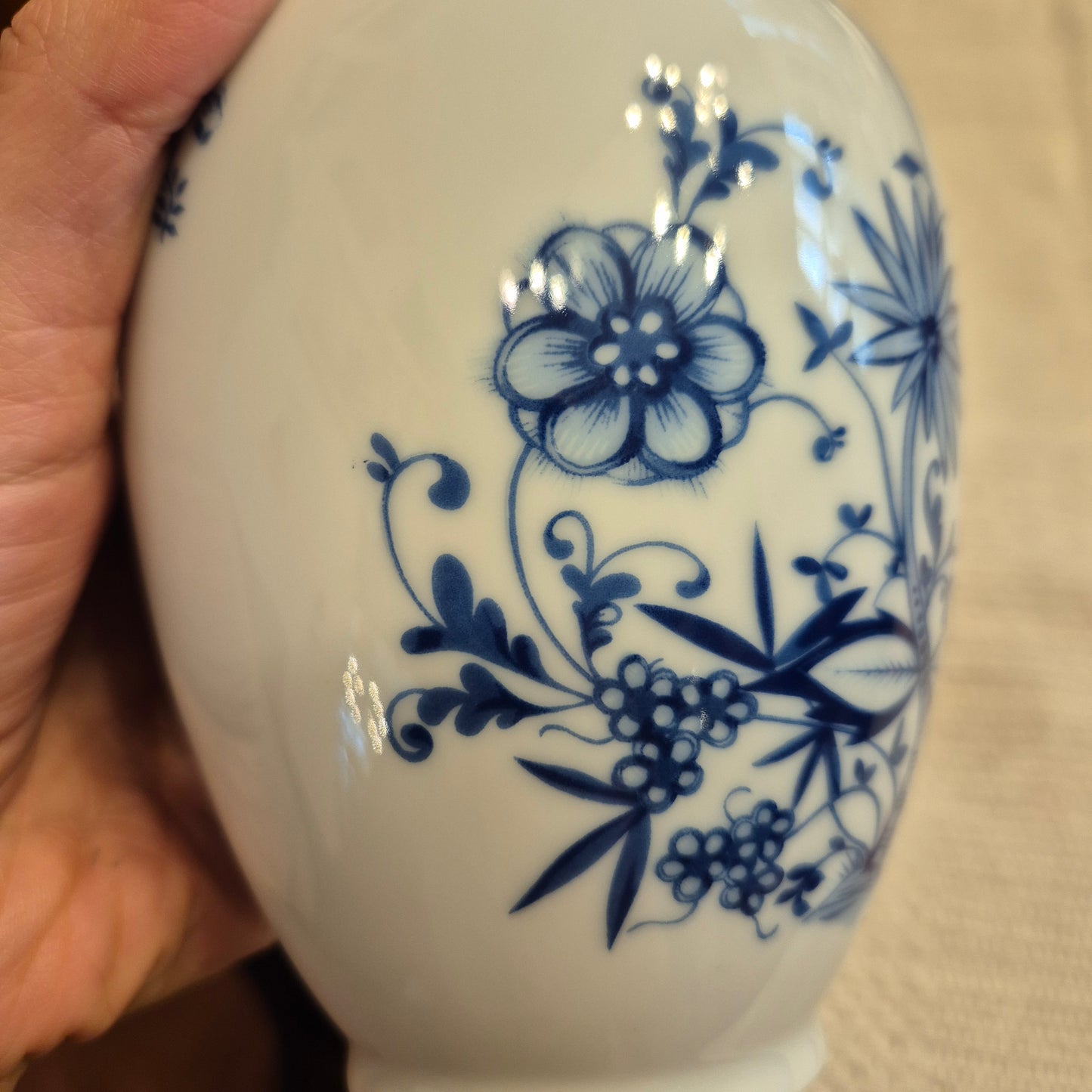 Vintage Zwiebelmuster Porzellan Vase weiß blau