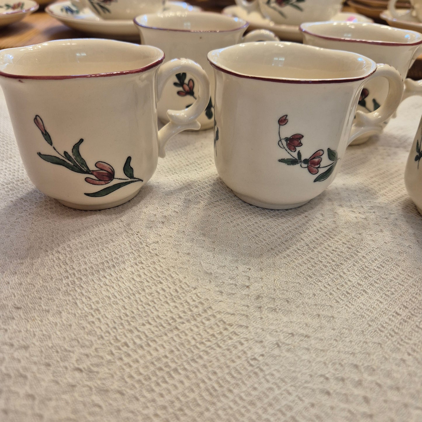 Vintage Zell am Harmersbach Alt Straßburg Tee / Kaffee Tasse klein Keramik Blumen (minimaler Abplatzer!)