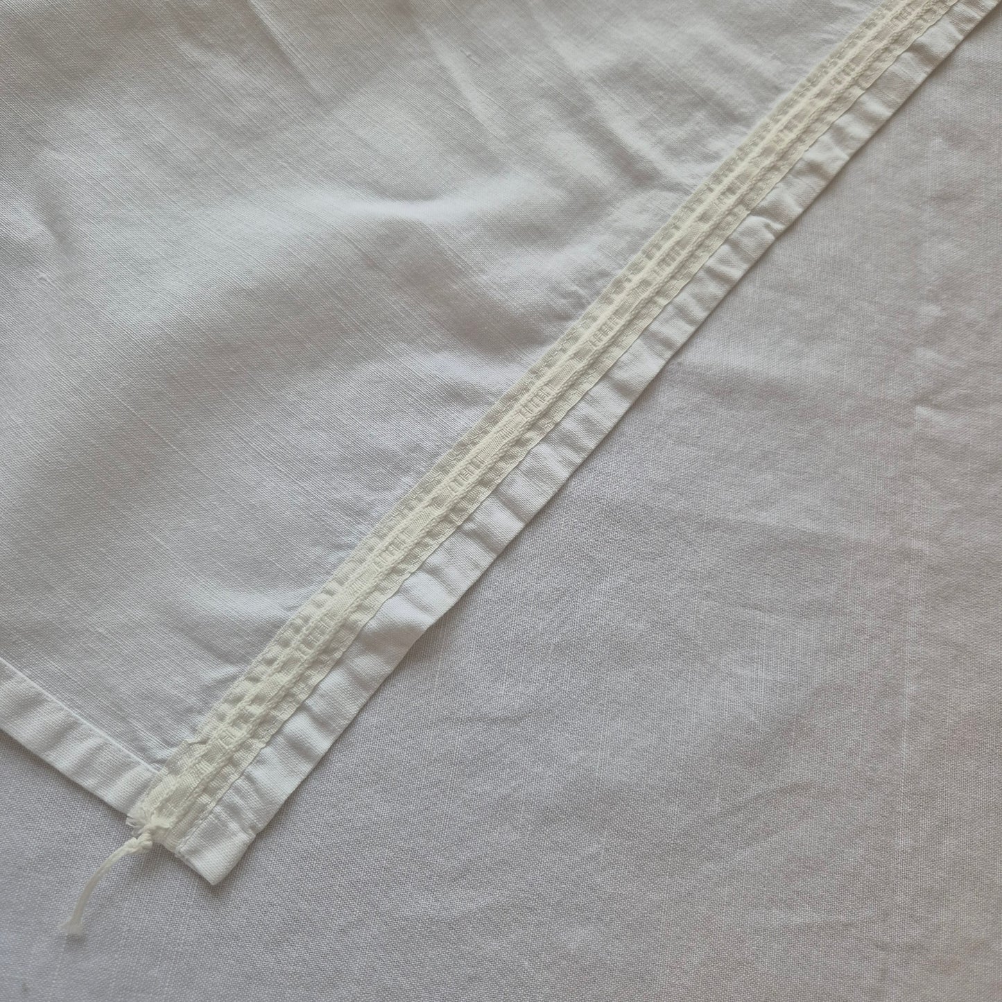 Vintage Baumwolle Gardine mit blauem Stempel Muster rechte Seite 115x169cm Handgemacht