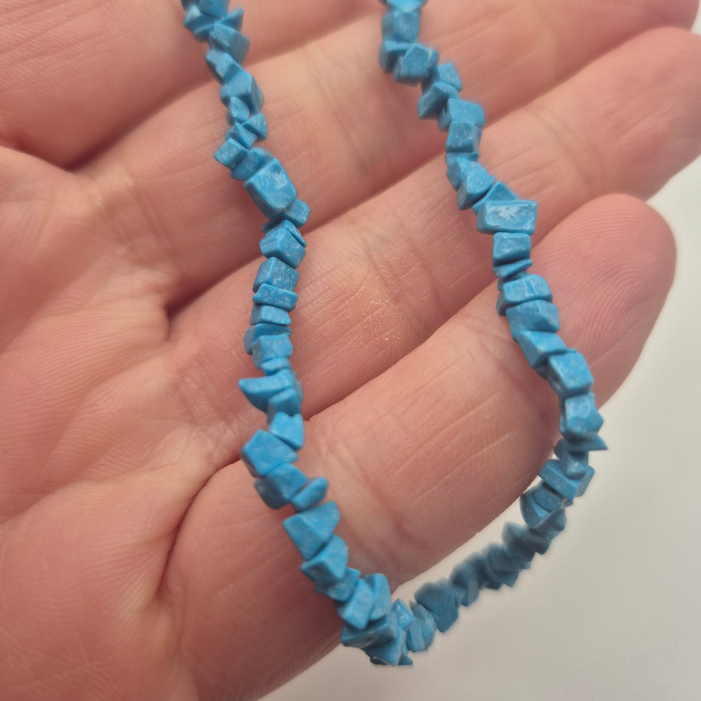 Charmante Vintage-Splitterkette – Türkis-Look für natürliches Flair