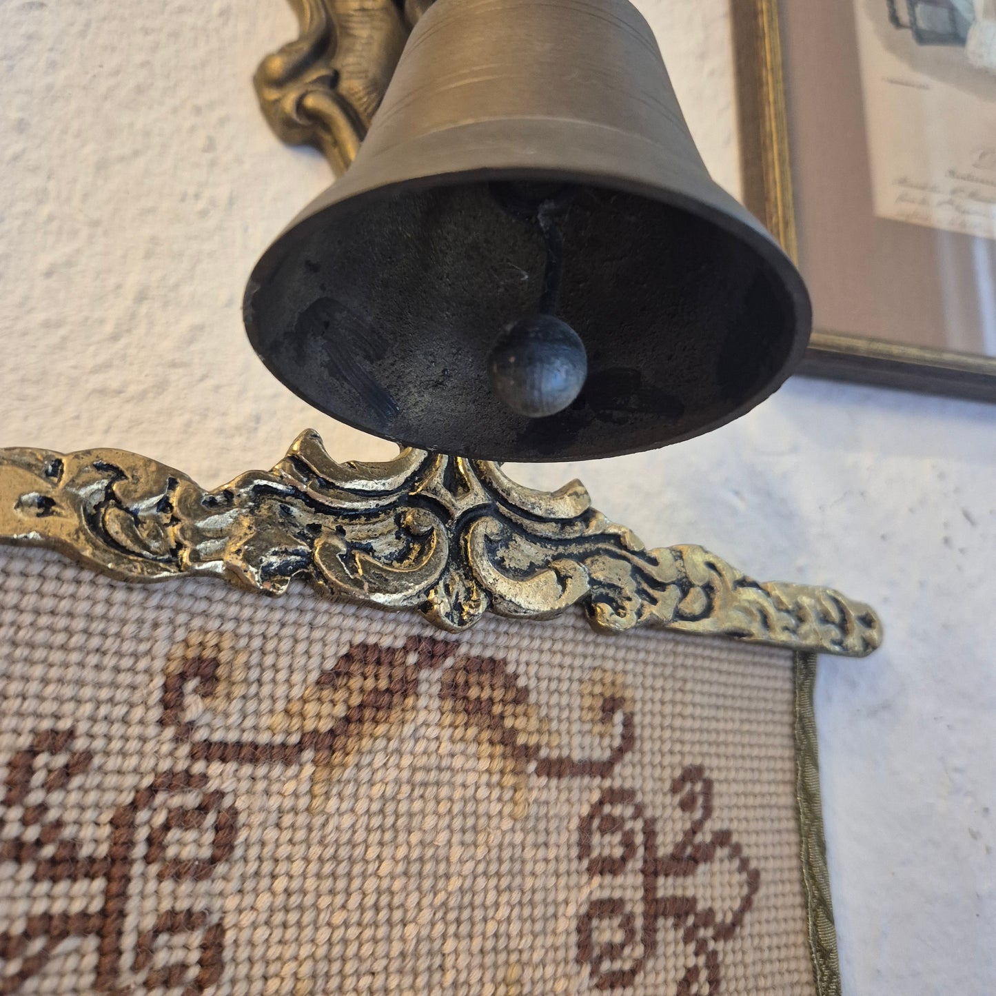 Wandbehang im Gobelin Stil echte Handarbeit & Glocke Türglöcke Tapisserie Bildwirkerei Vintage 60er Jahre