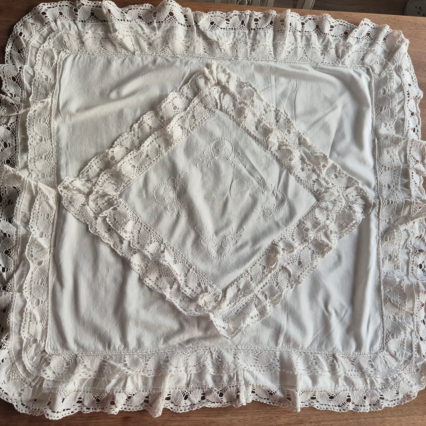 Antiker großer Jugendstil Kopfkissenbezug mit Häkelspitze 70x80cm Baumwolle weiß