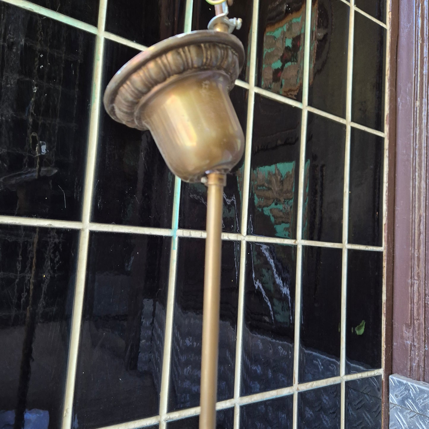 Art Jugendstil Lampe Deckenlampe mit drei Leuchten Messing Glas